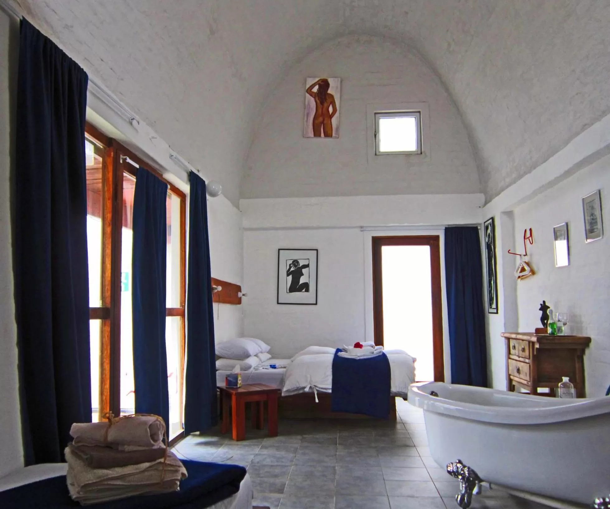 Seating Area in Alternative Space B & B