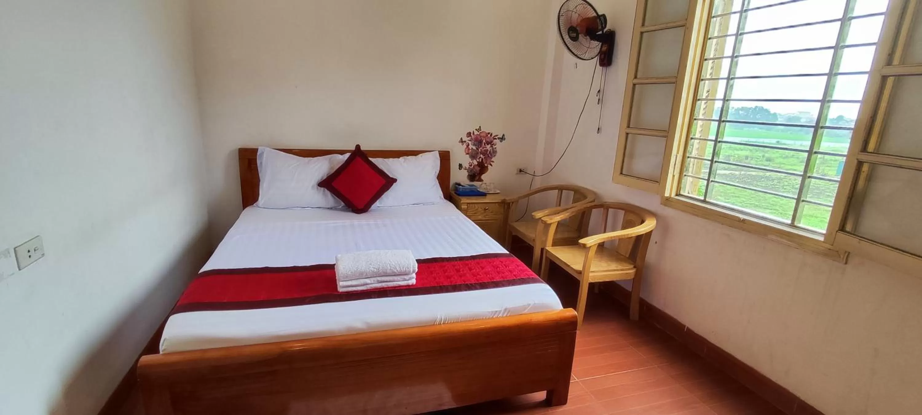 Bedroom, Bed in Thanh Hương 99 Hotel - Nội Bài