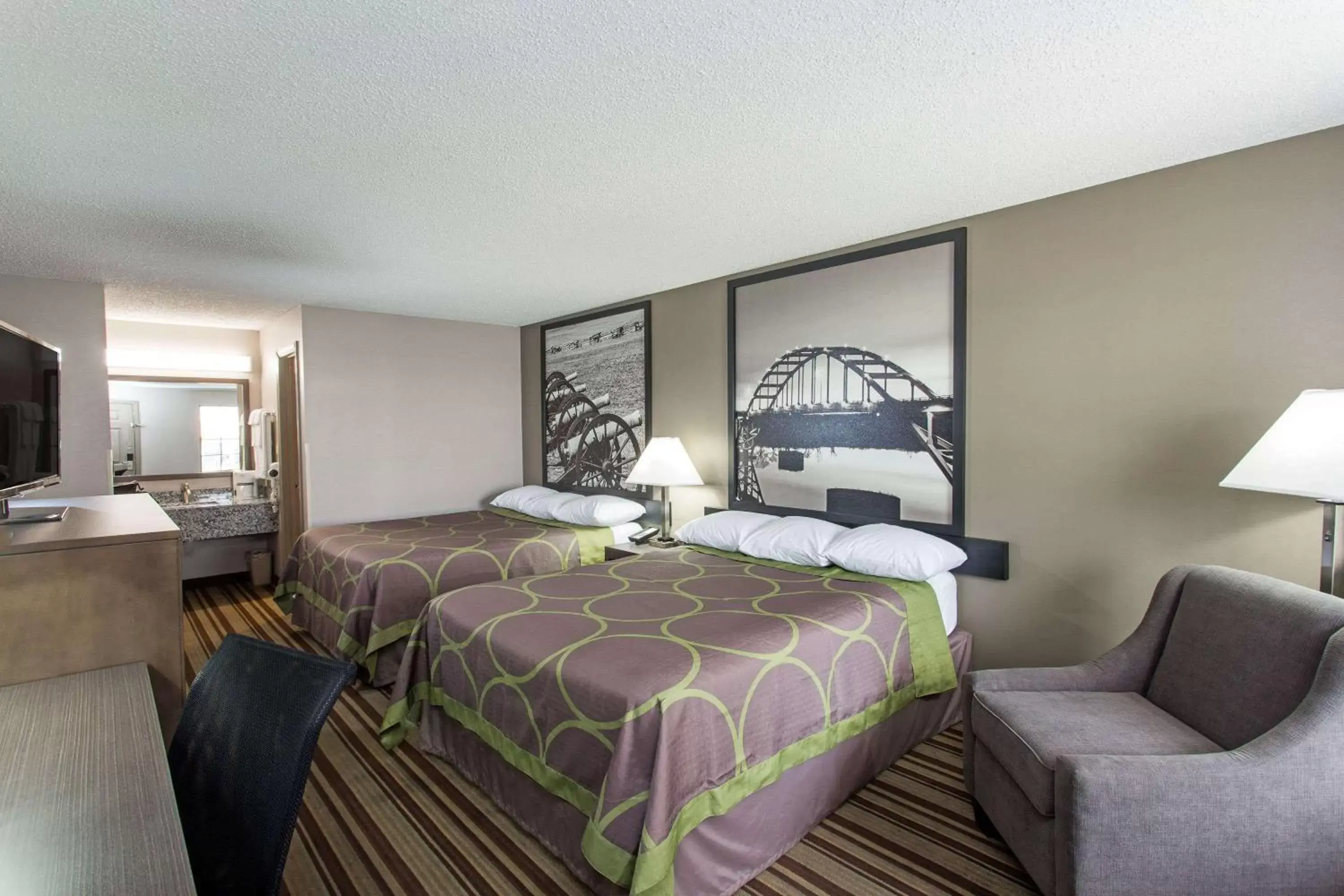 Photo of the whole room, Bed in Super 8 by Wyndham Springdale AR Photo of the whole room, Bed in Super 8 by Wyndham Springdale AR