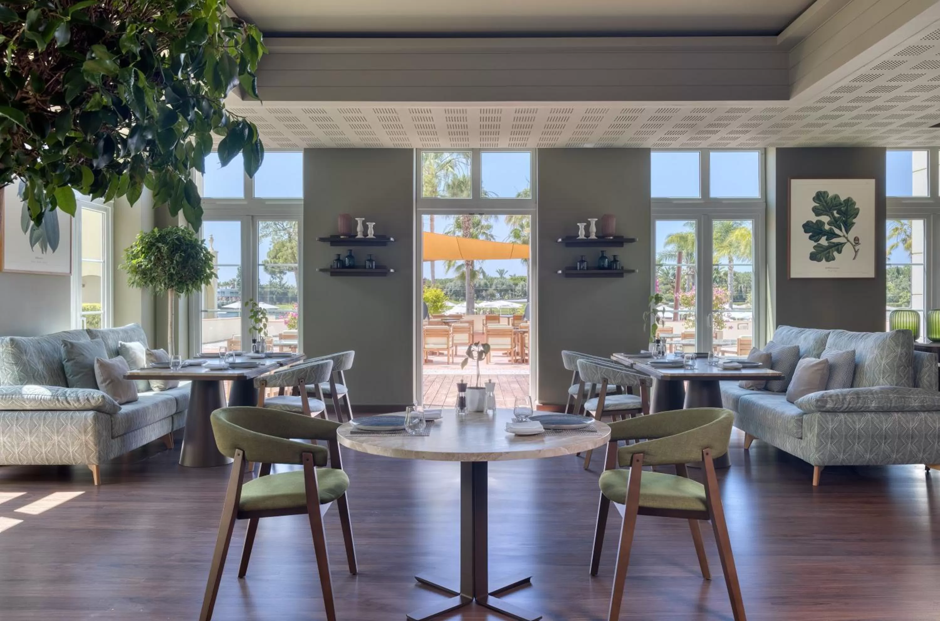 Restaurant/places to eat in Domes Lake Algarve, Autograph Collection