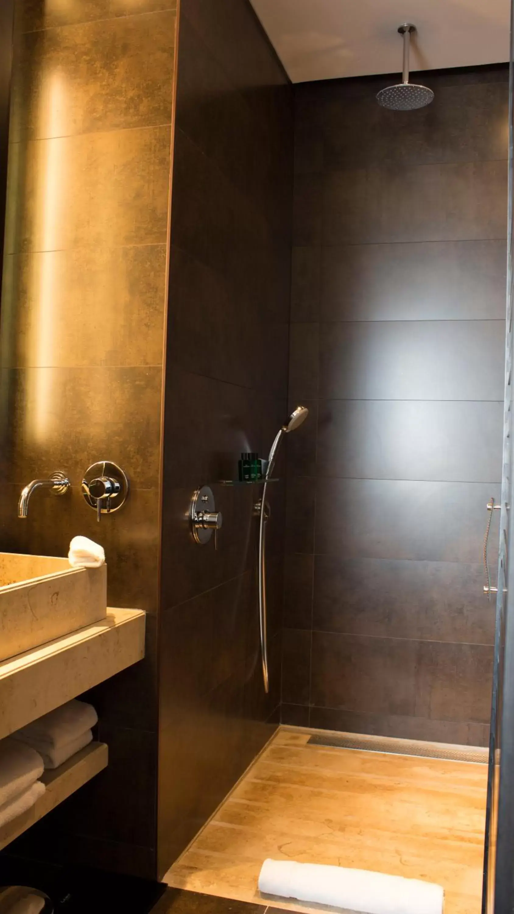 Shower, Bathroom in Sofitel Montevideo Casino Carrasco & Spa