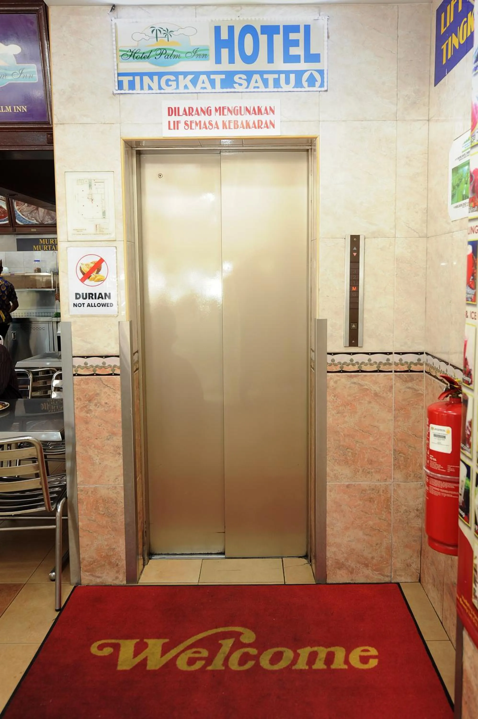 Facade/entrance in Palm Inn Ampang Point