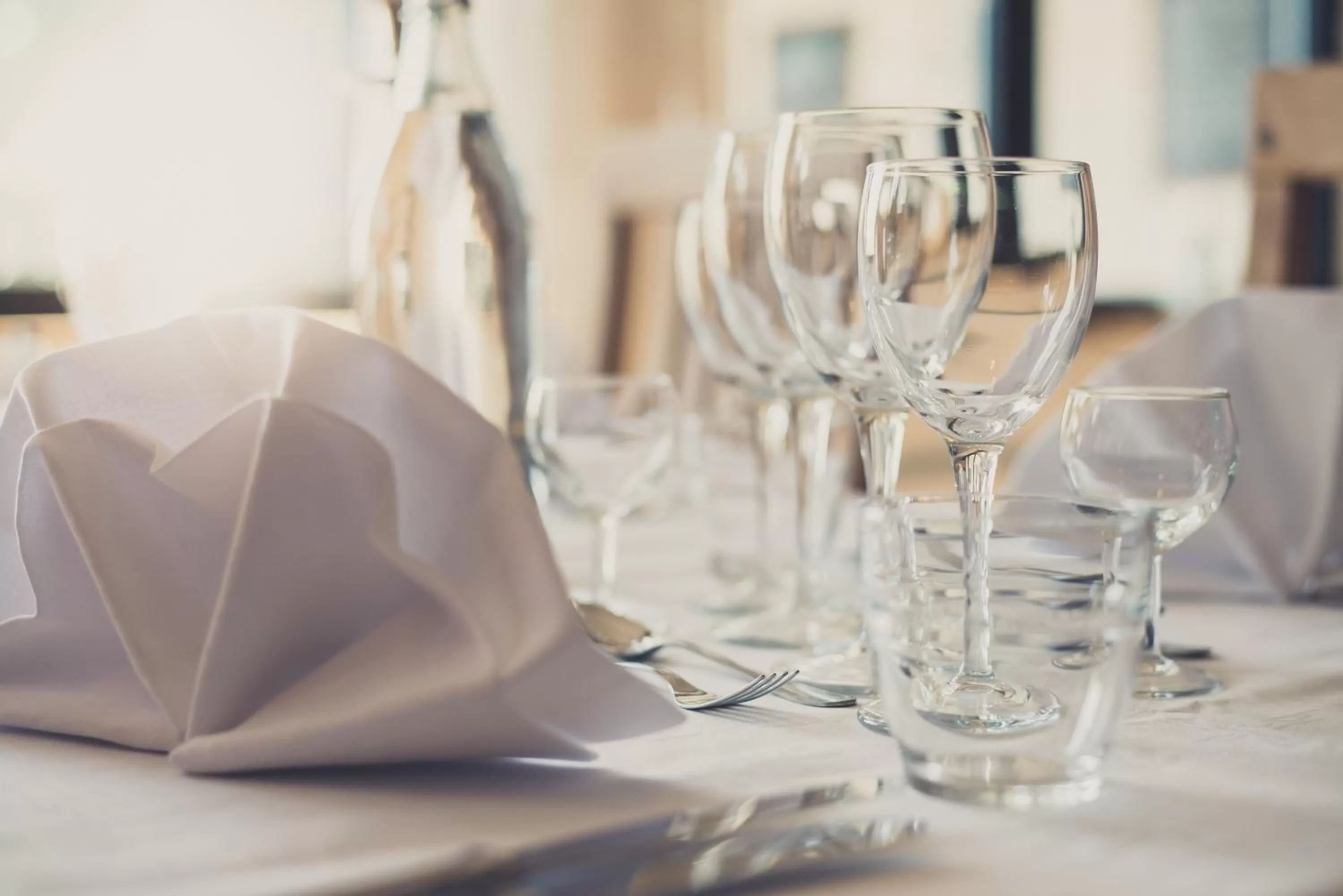 Restaurant/places to eat in Hotel Bellevue