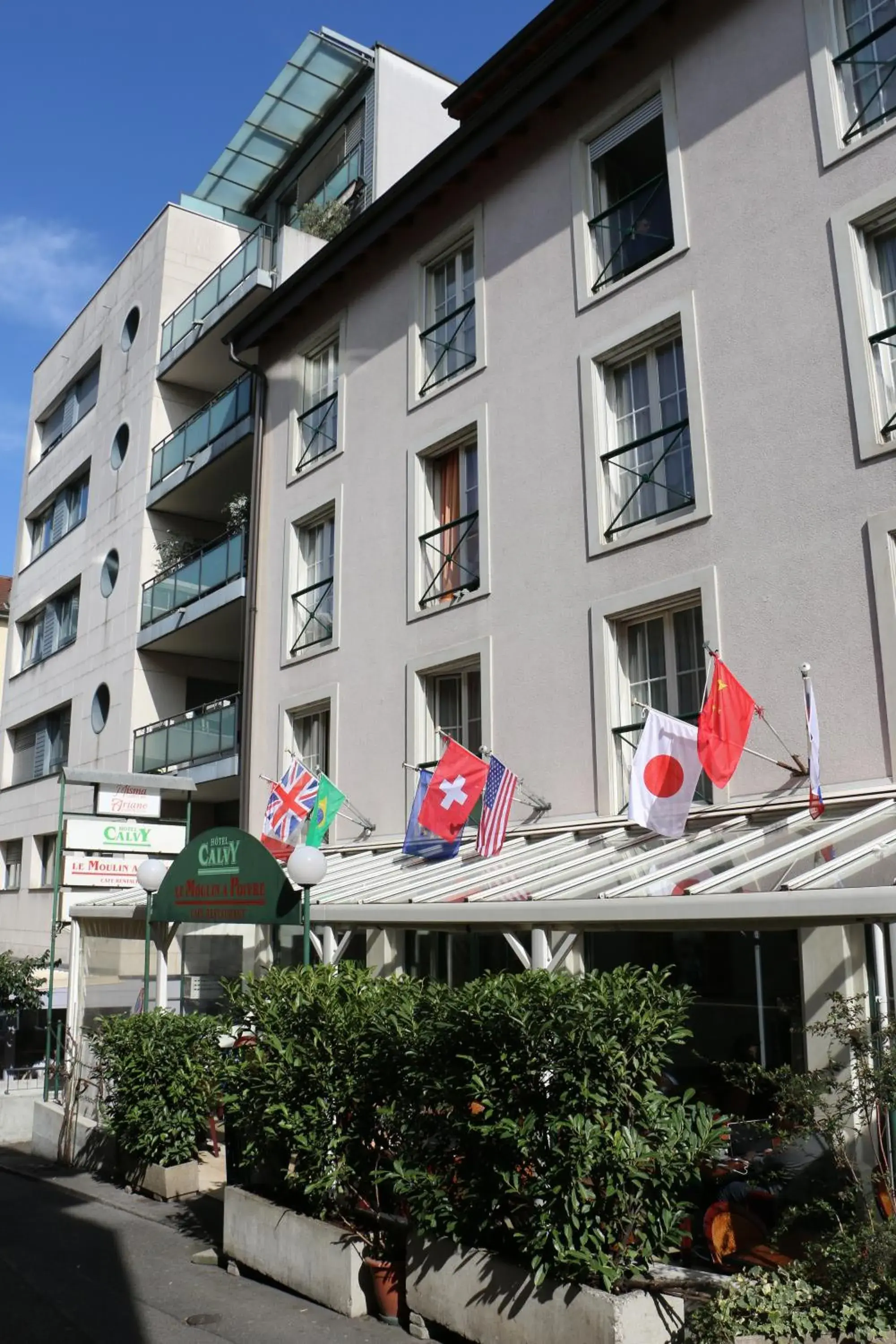 Facade/entrance, Property Building in Calvy