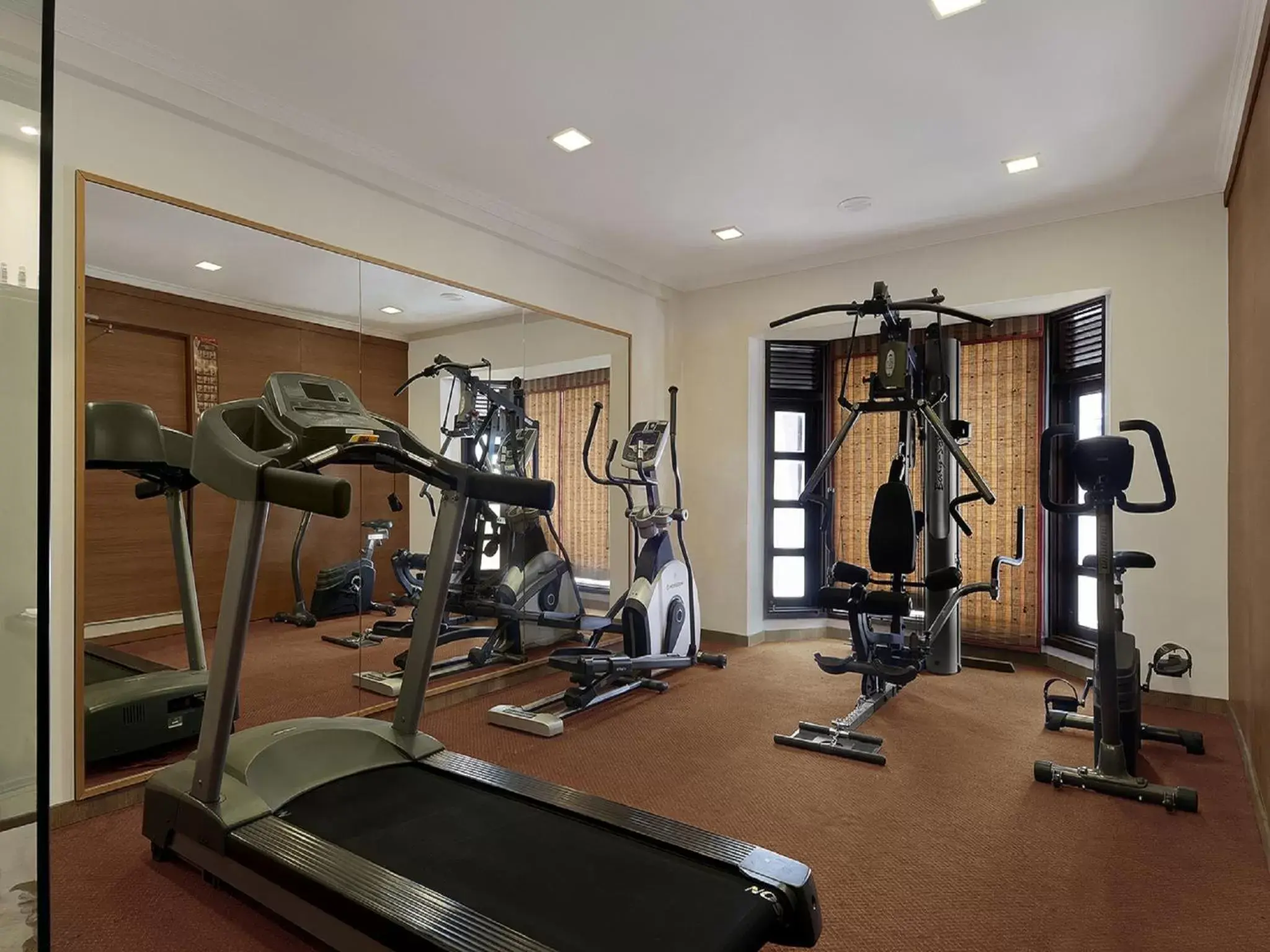 Restaurant/places to eat, Fitness Center/Facilities in Ramada by Wyndham Mussoorie Mall Road