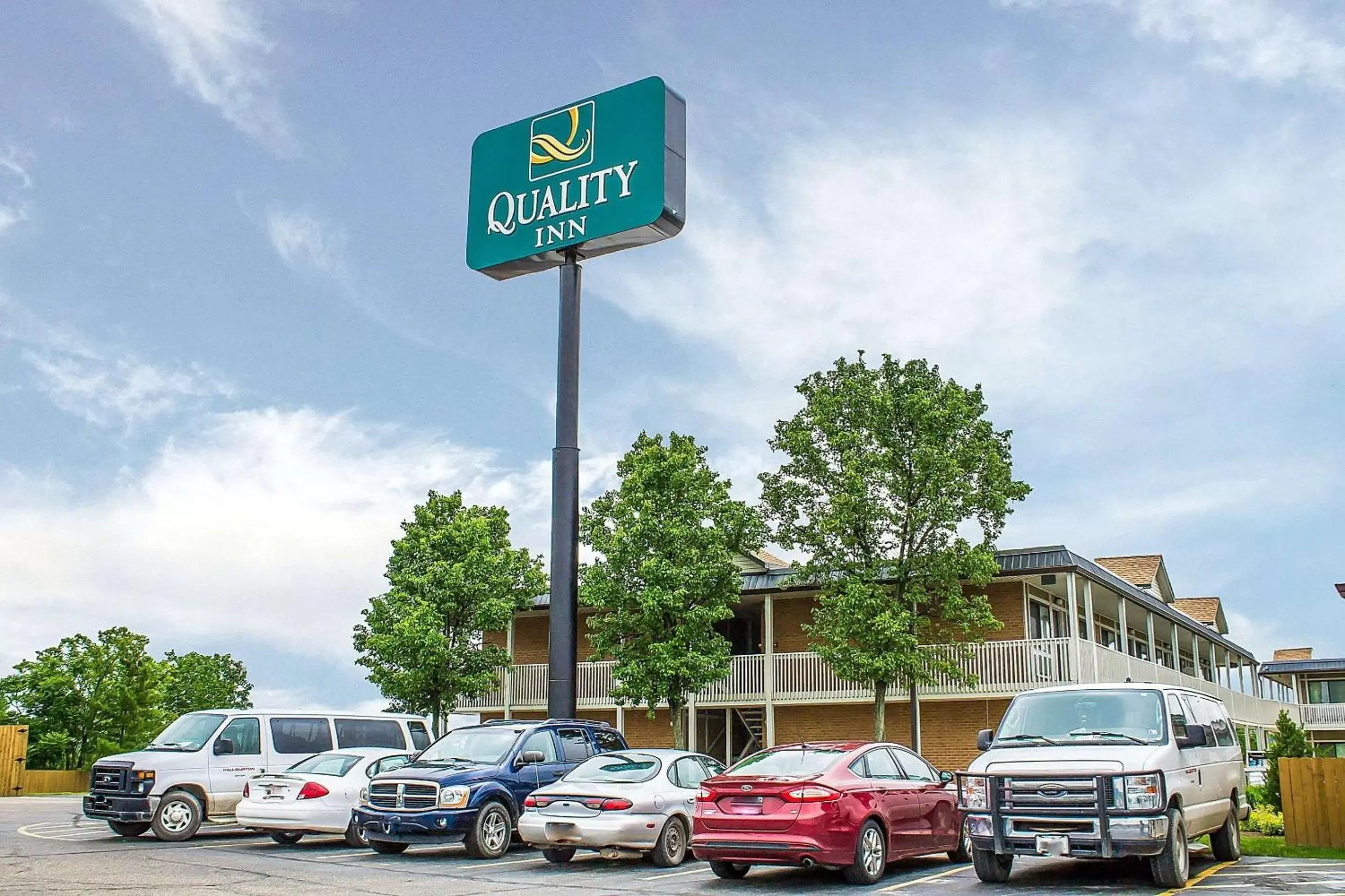 Property Building in Quality Inn