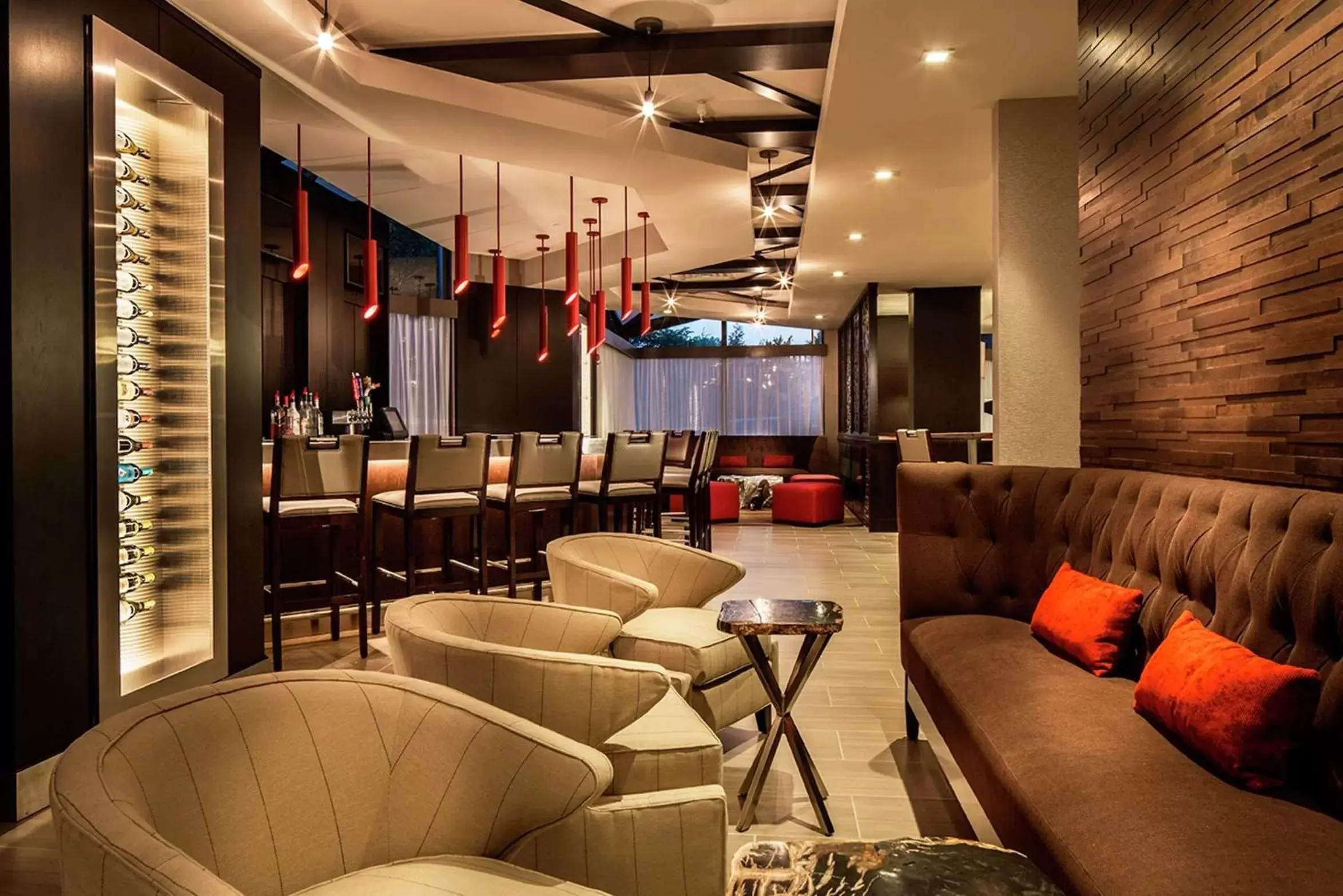 Lounge or bar, Lounge/Bar in DoubleTree by Hilton Hotel Largo Washington DC