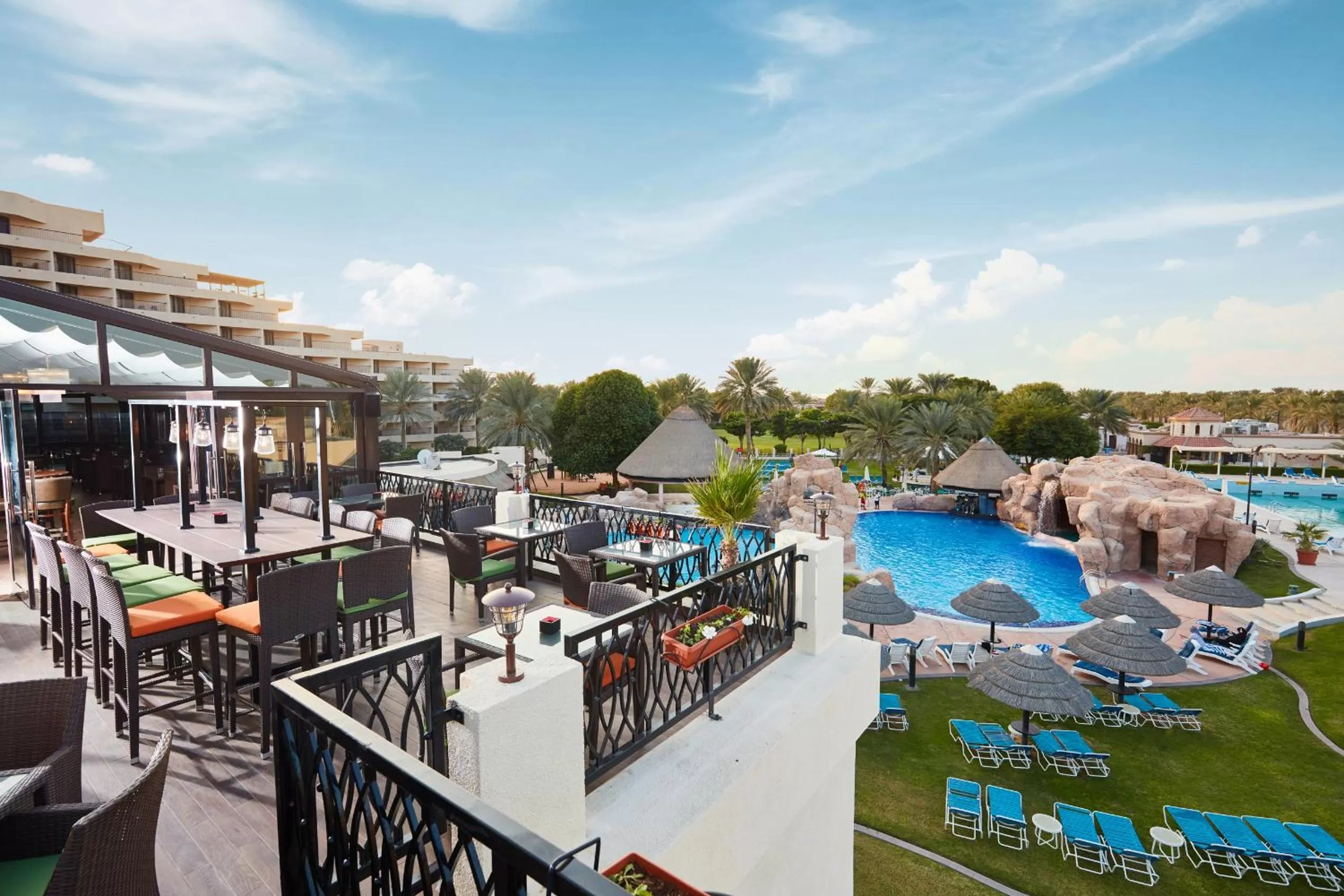 Food and drinks in Danat Al Ain Resort