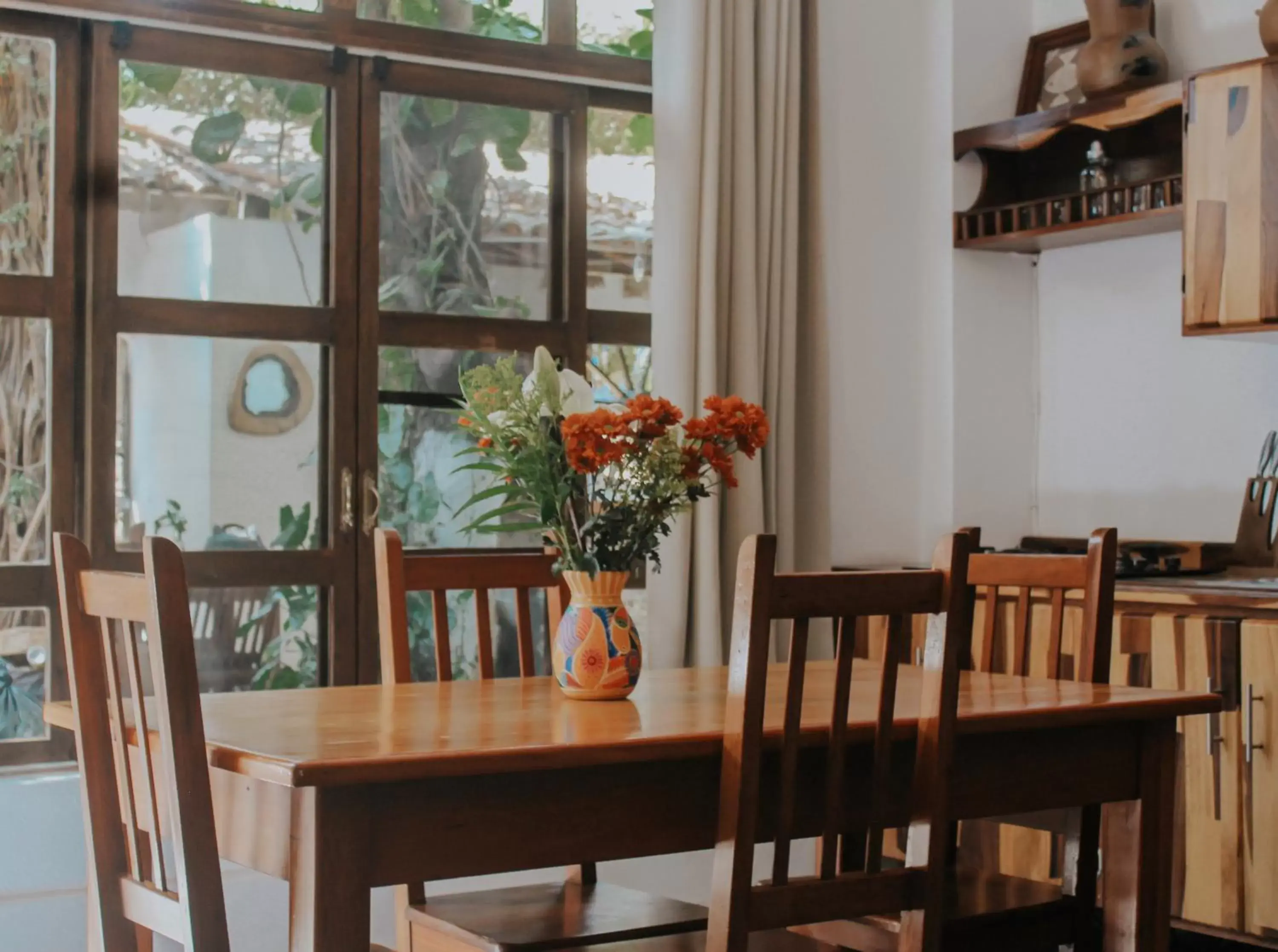 Dining Area in Casa de Olas Boutique Hotel