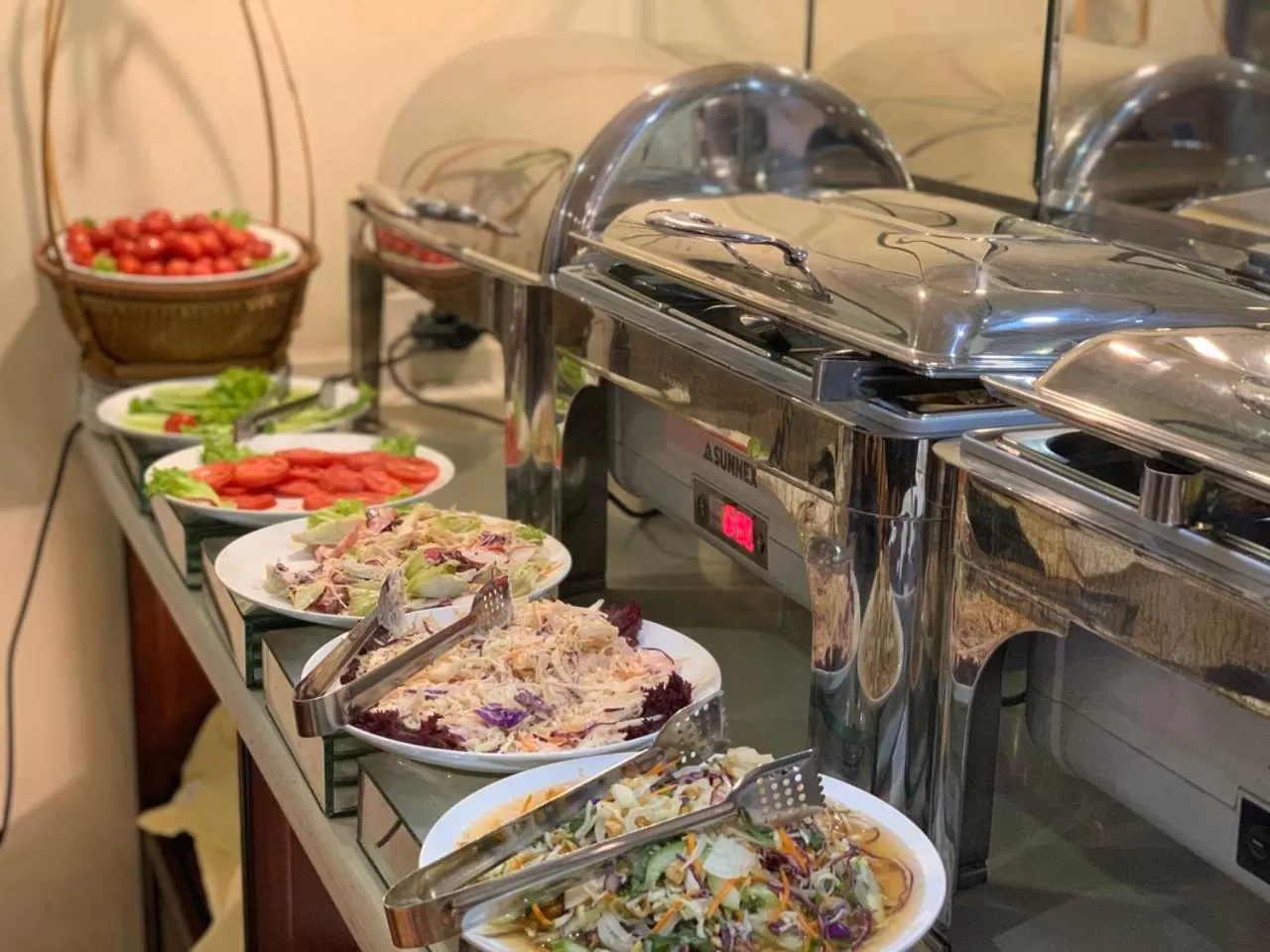 Food and drinks in Classic Street Hotel