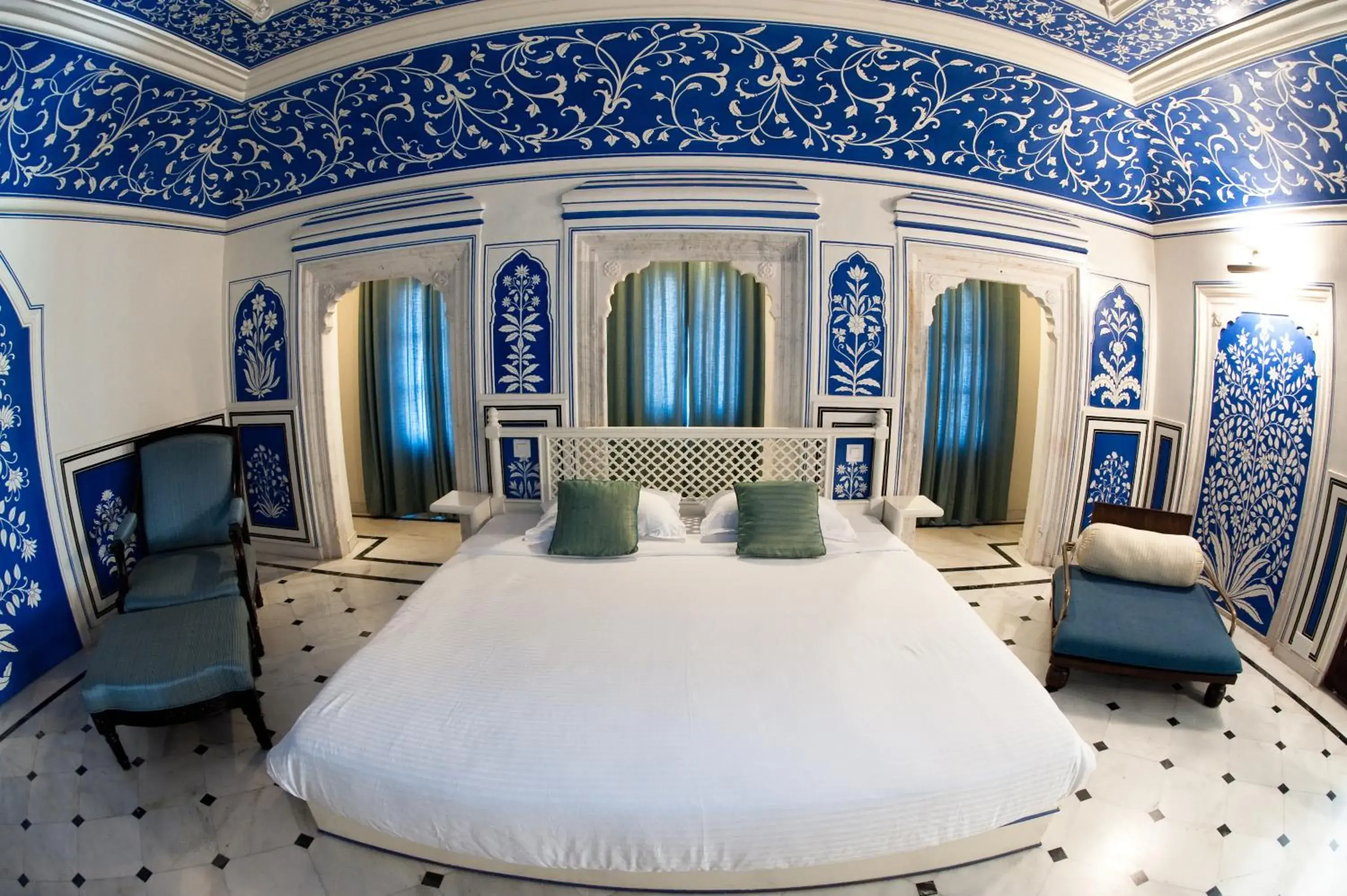 Bed in Royal Heritage Haveli