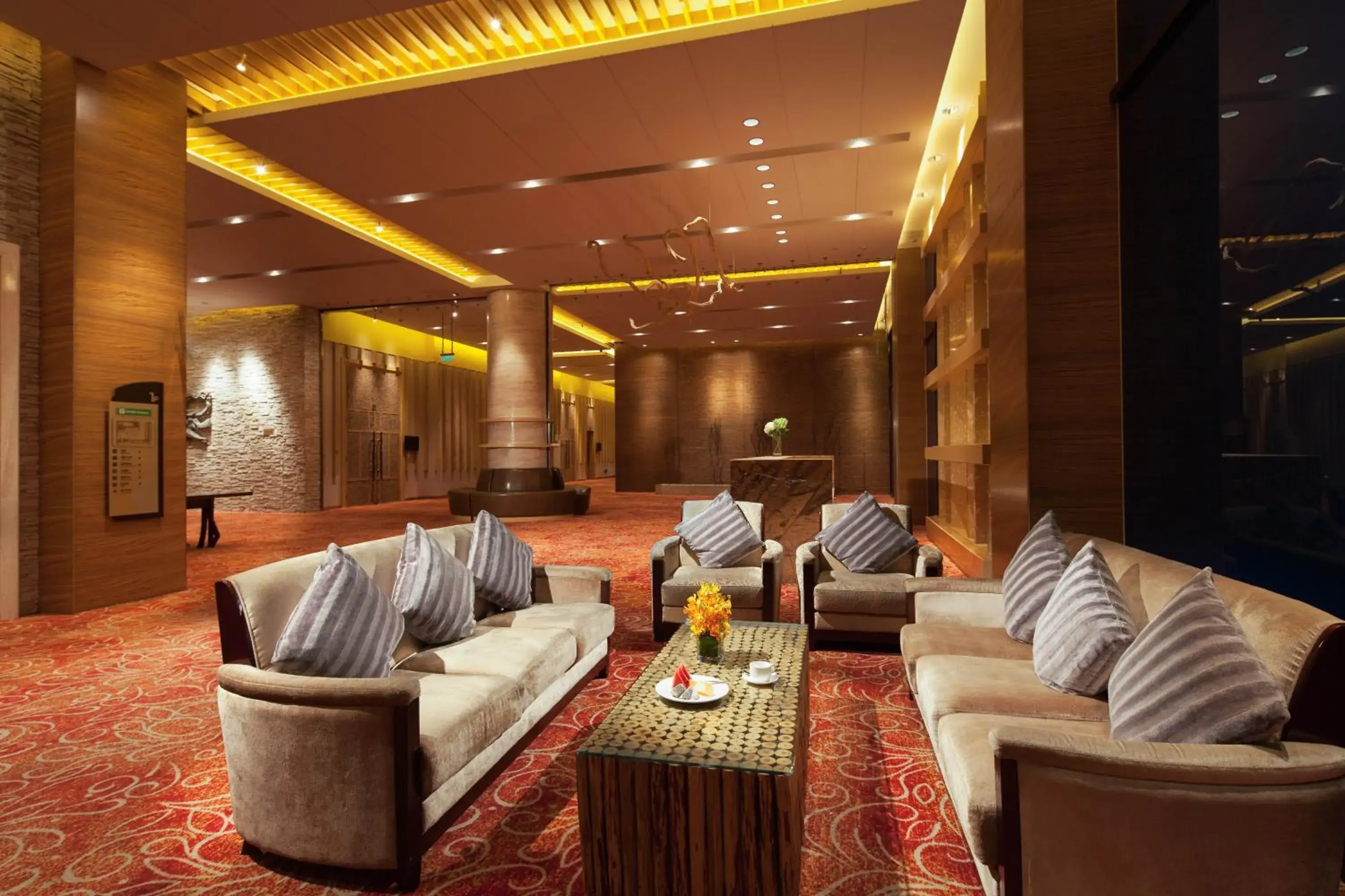 Restaurant/places to eat in Holiday Inn Beijing Shijingshan Parkview by IHG Restaurant/places to eat in Holiday Inn Beijing Shijingshan Parkview by IHG