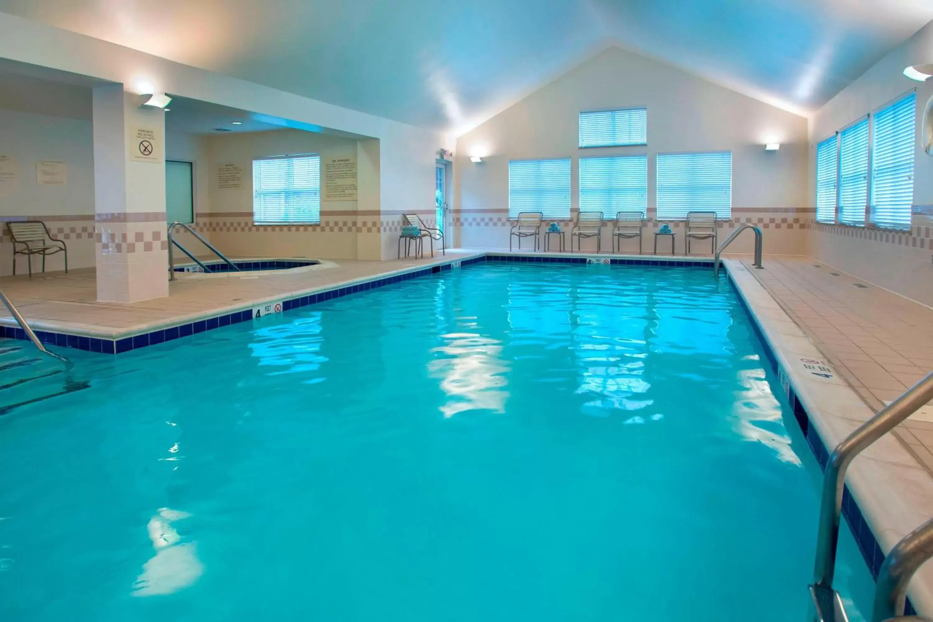 Swimming Pool in Residence Inn by Marriott Albany East Greenbush/Tech Valley
