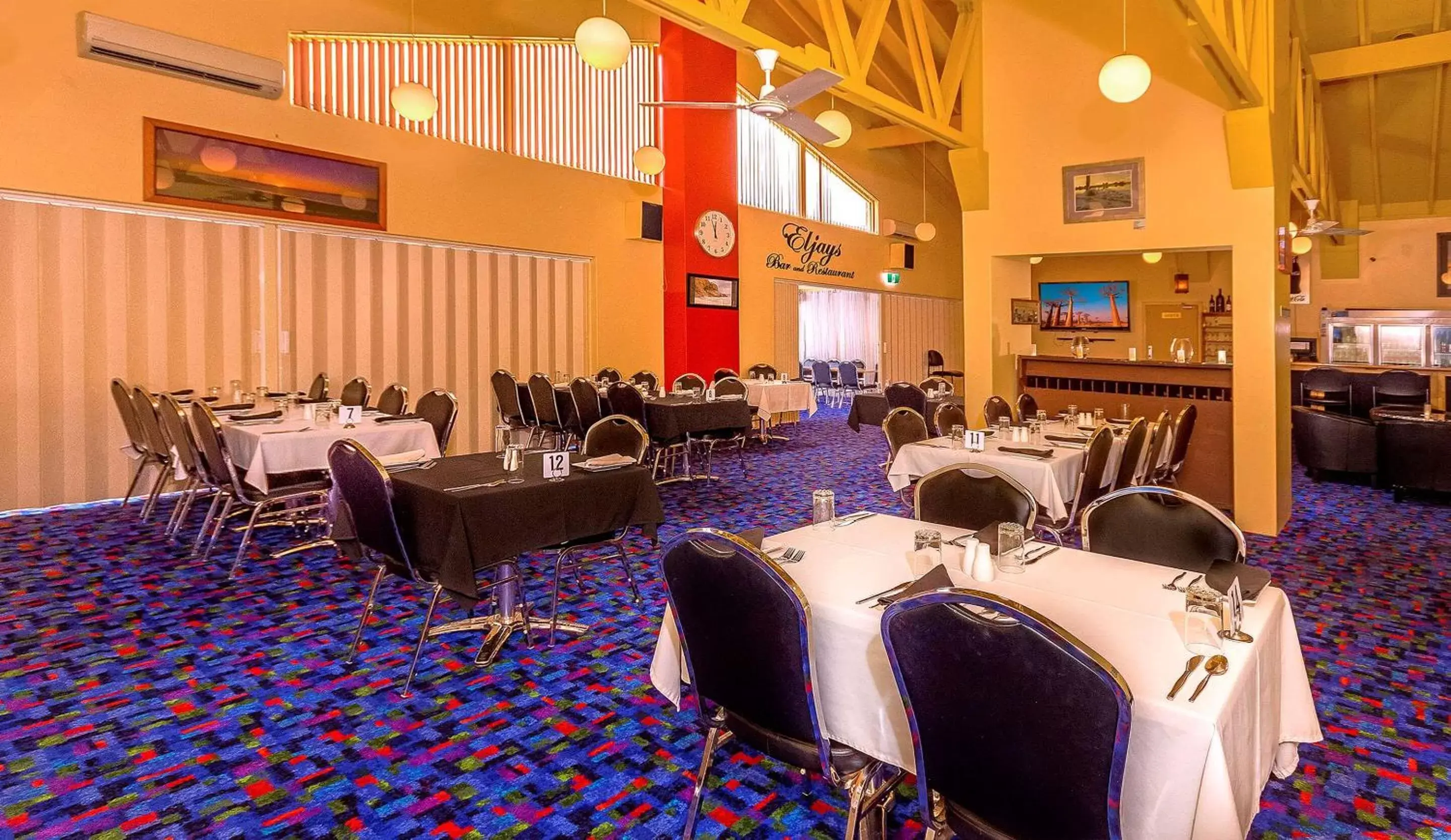 Restaurant/places to eat in Comfort Inn Bay of Isles Restaurant/places to eat in Comfort Inn Bay of Isles