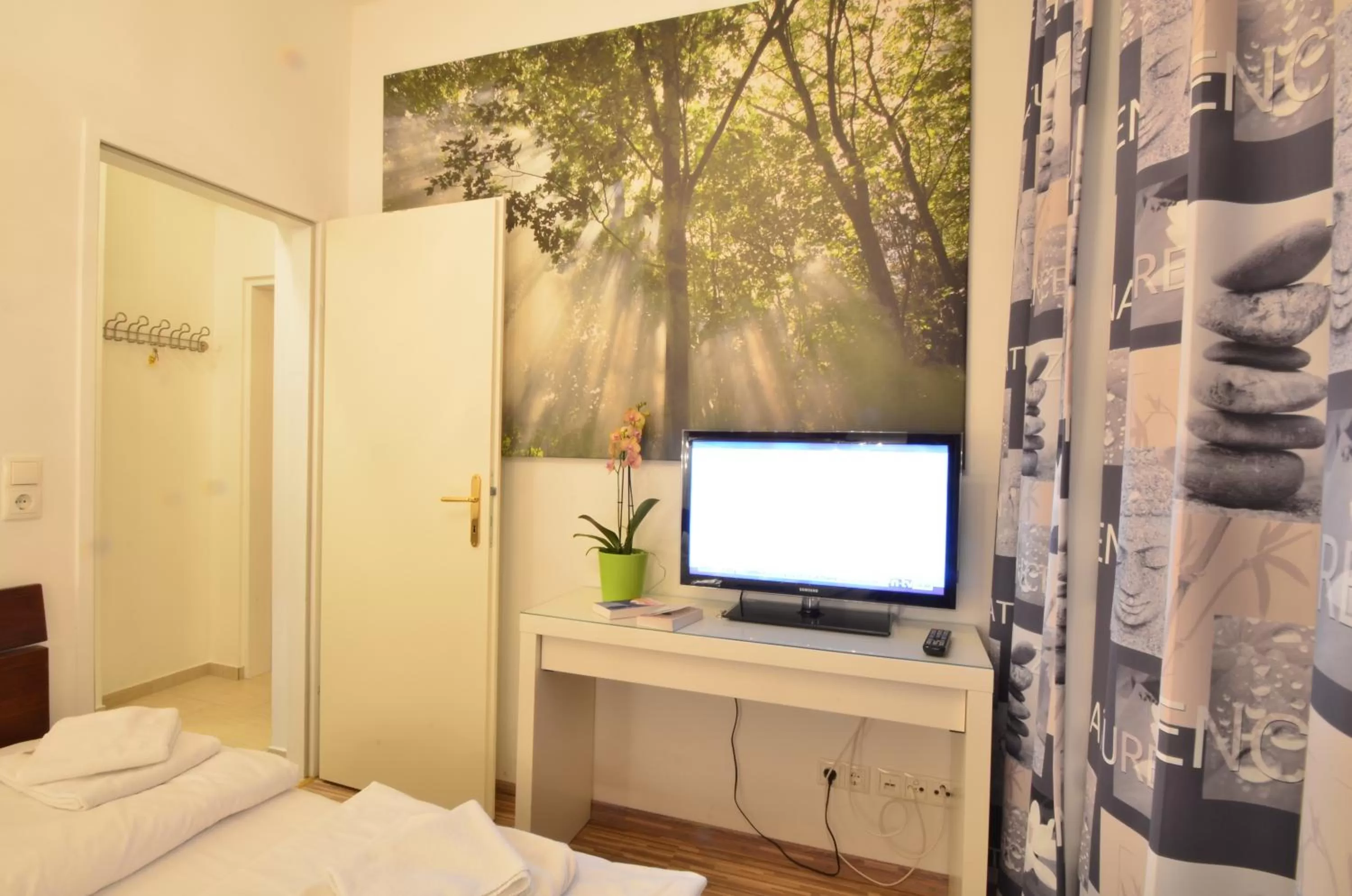 Bed in AJO Apartments - Messe City Flat - Self-Check-in