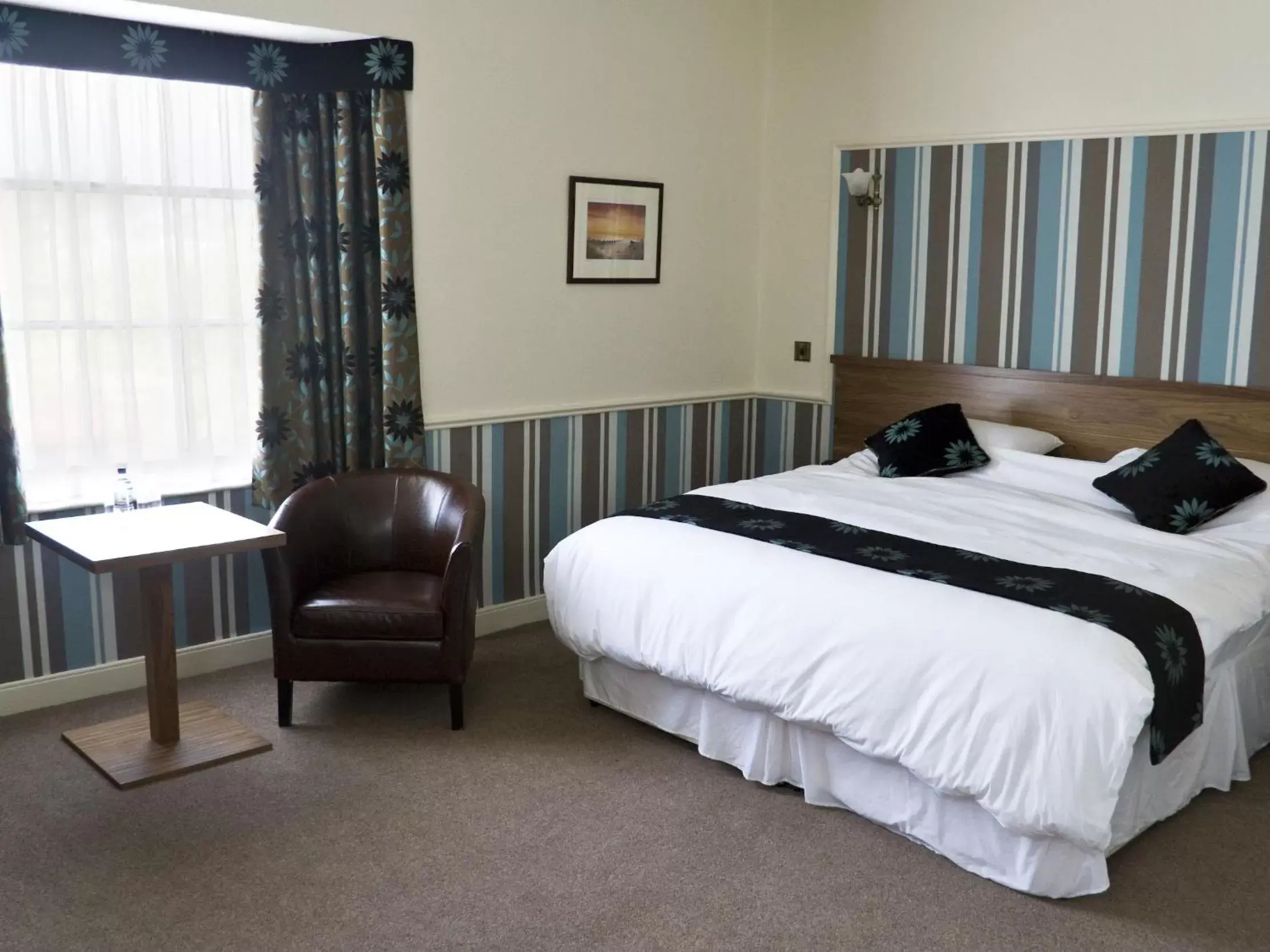 Superior Quadruple Room in The Railway Inn