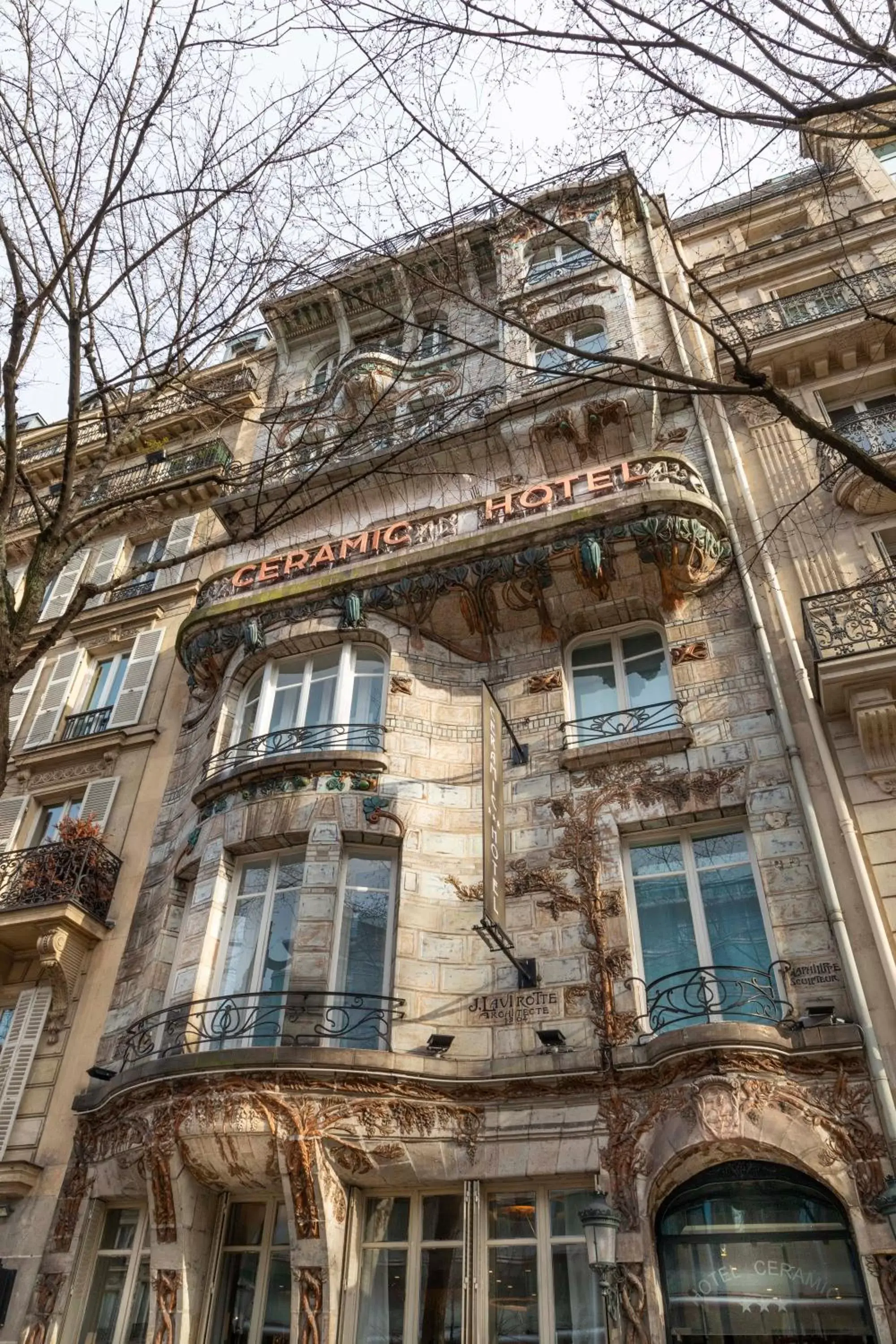 Property Building in Elysées Ceramic