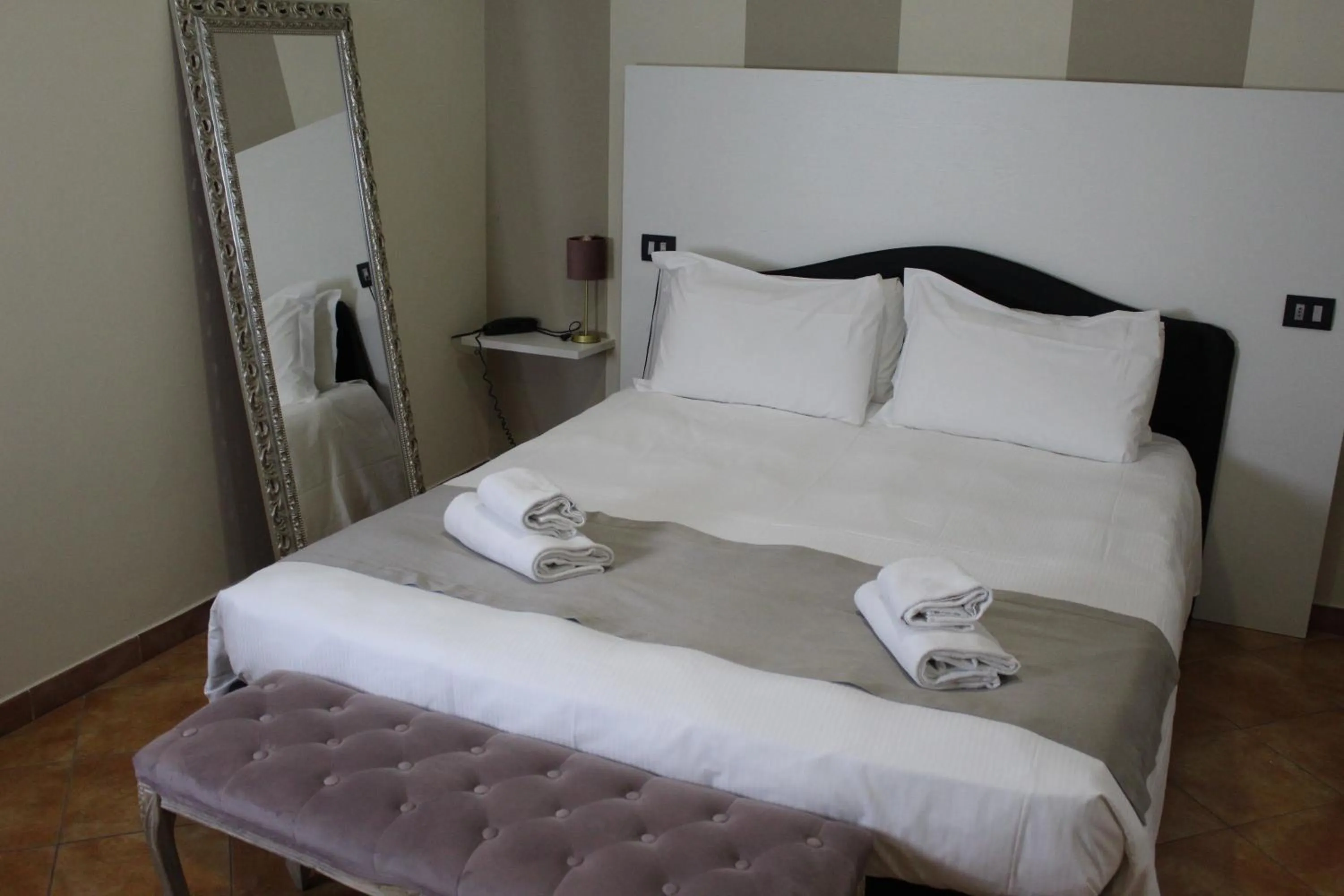 Bed in Impero Hotel Beauty & Spa - Bike Hotel