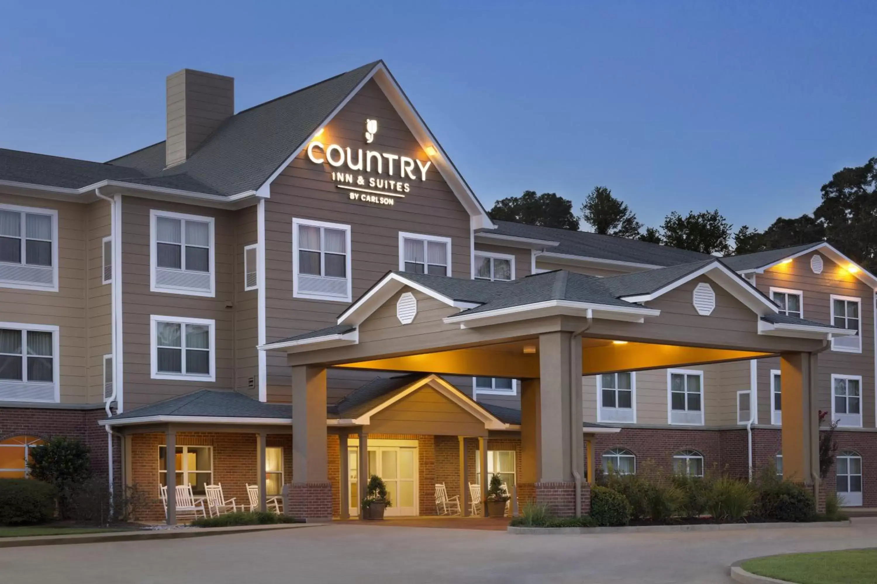 Facade/entrance, Property Building in Country Inn & Suites by Radisson, Pineville, LA