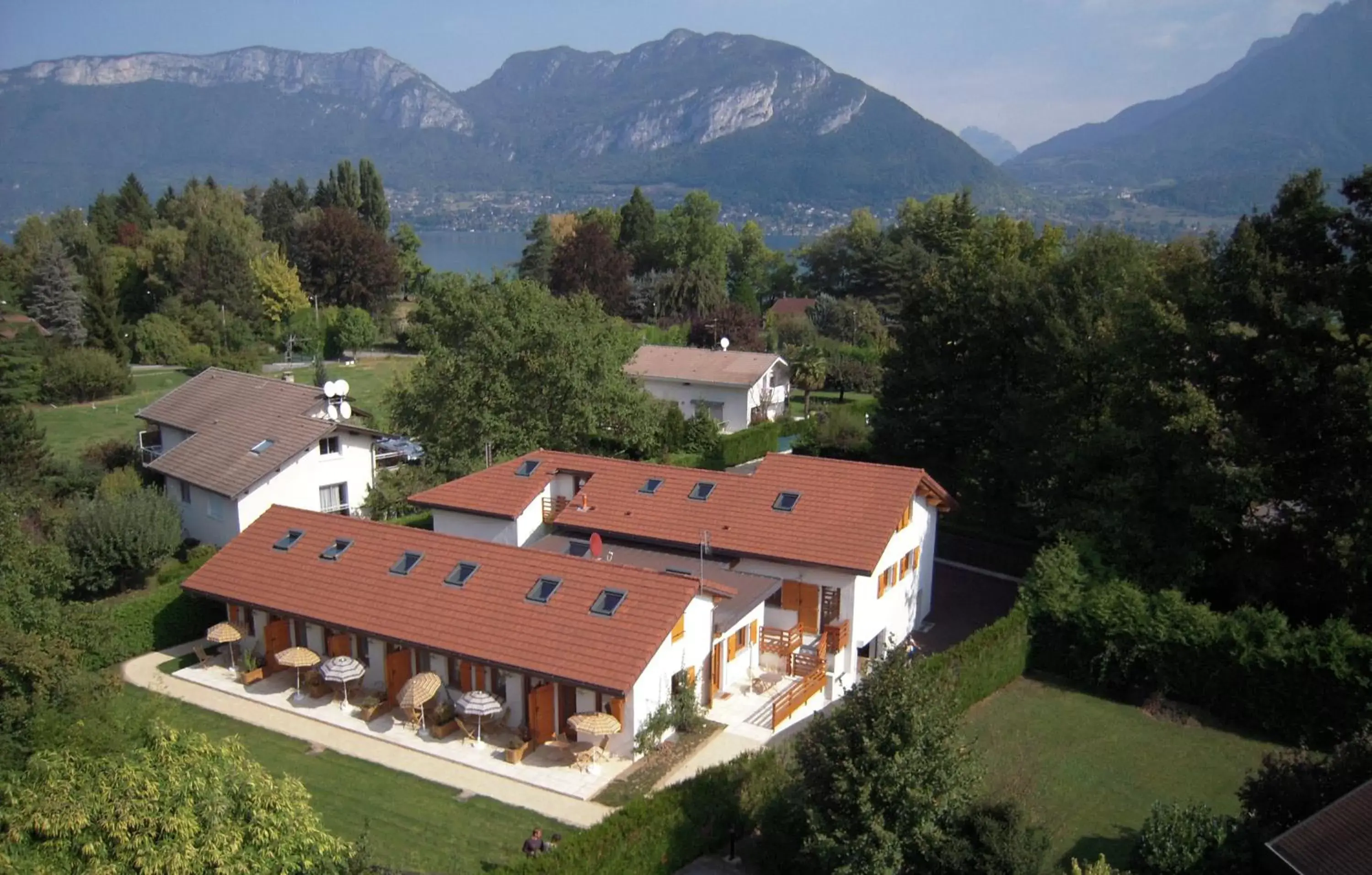 Property building, Bird's-eye View in L'Aurore du Lac