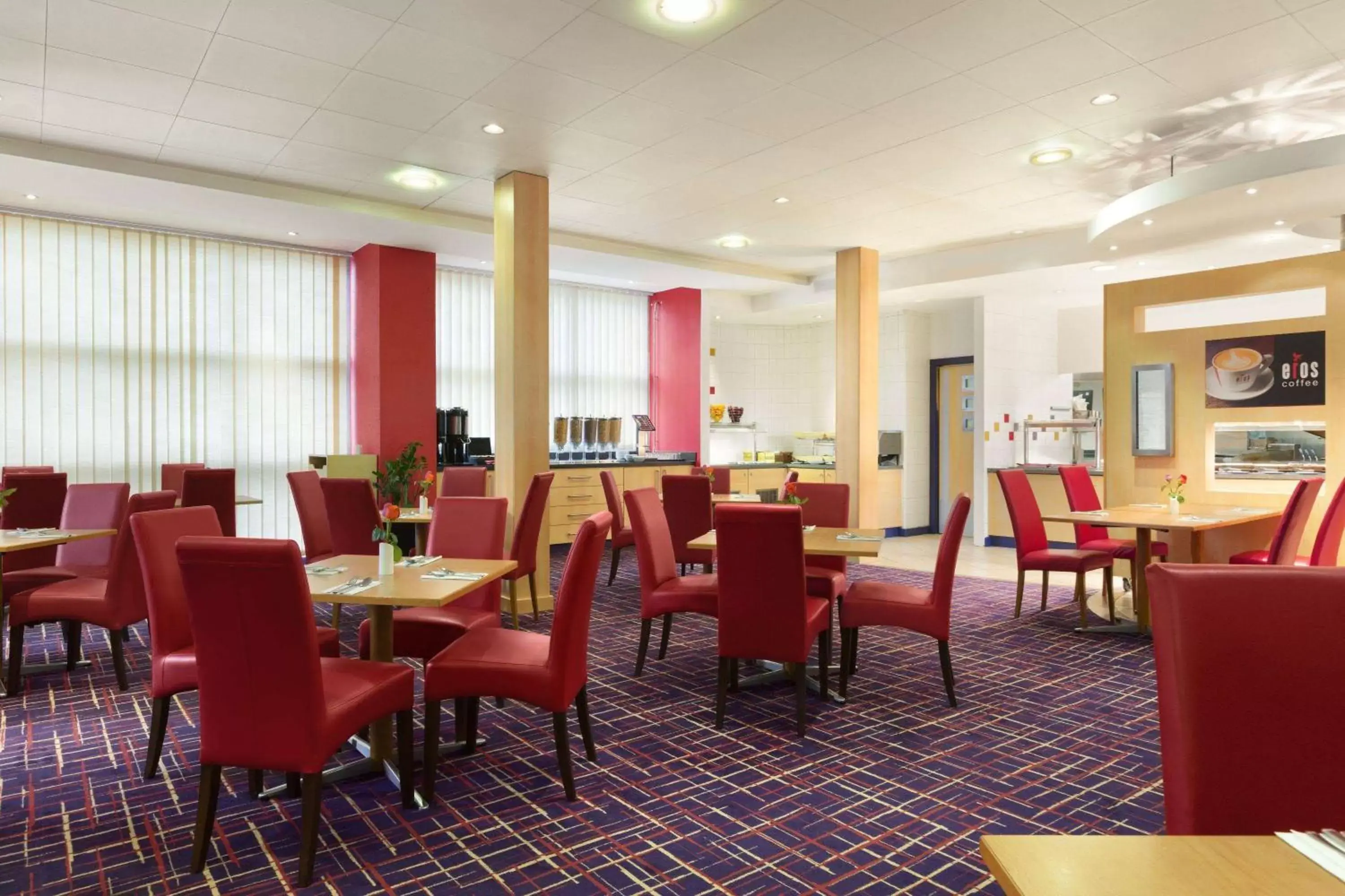 Other, Restaurant/Places to Eat in Ramada London North