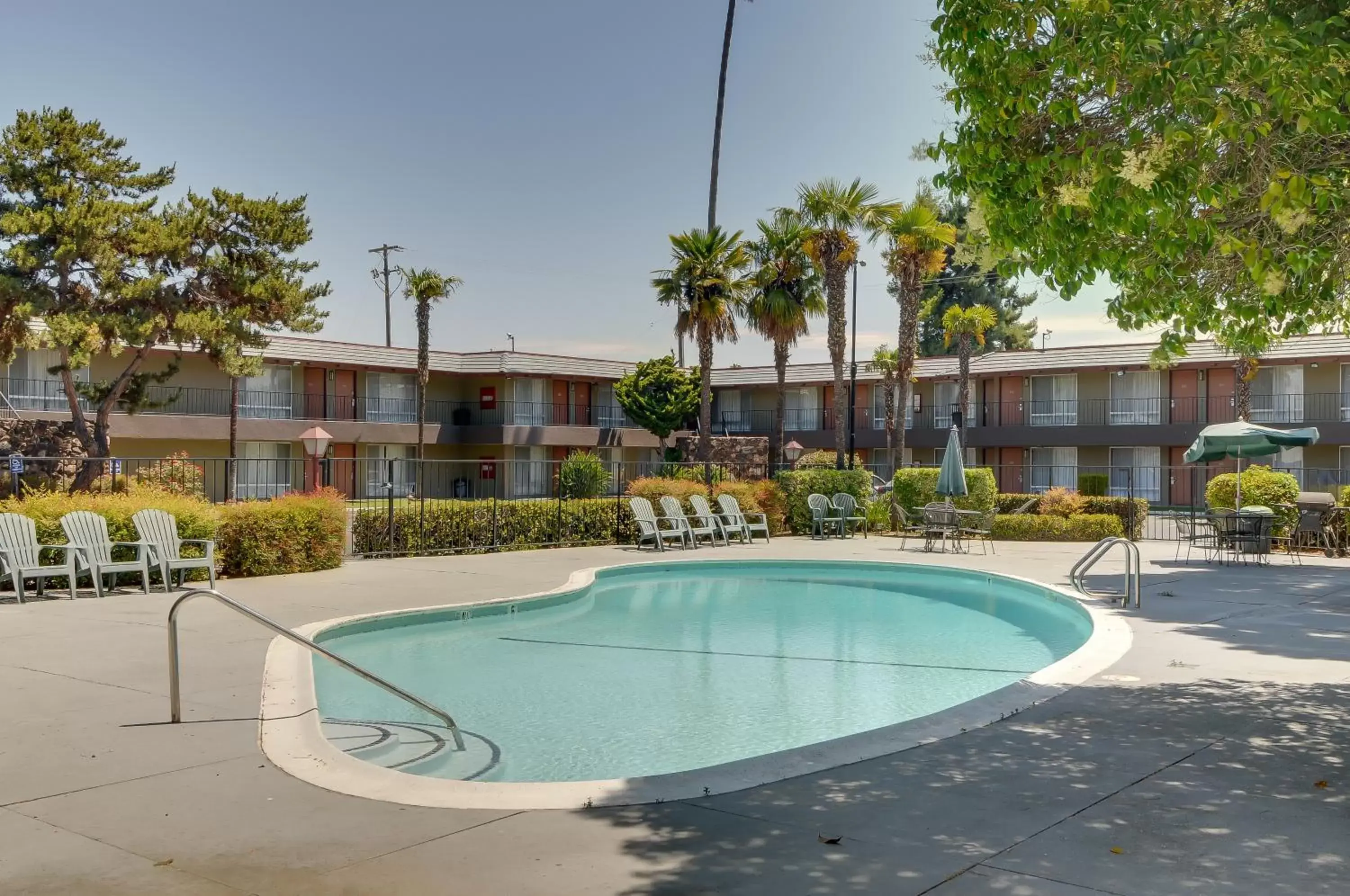 Day, Swimming Pool in Vagabond Inn Sunnyvale