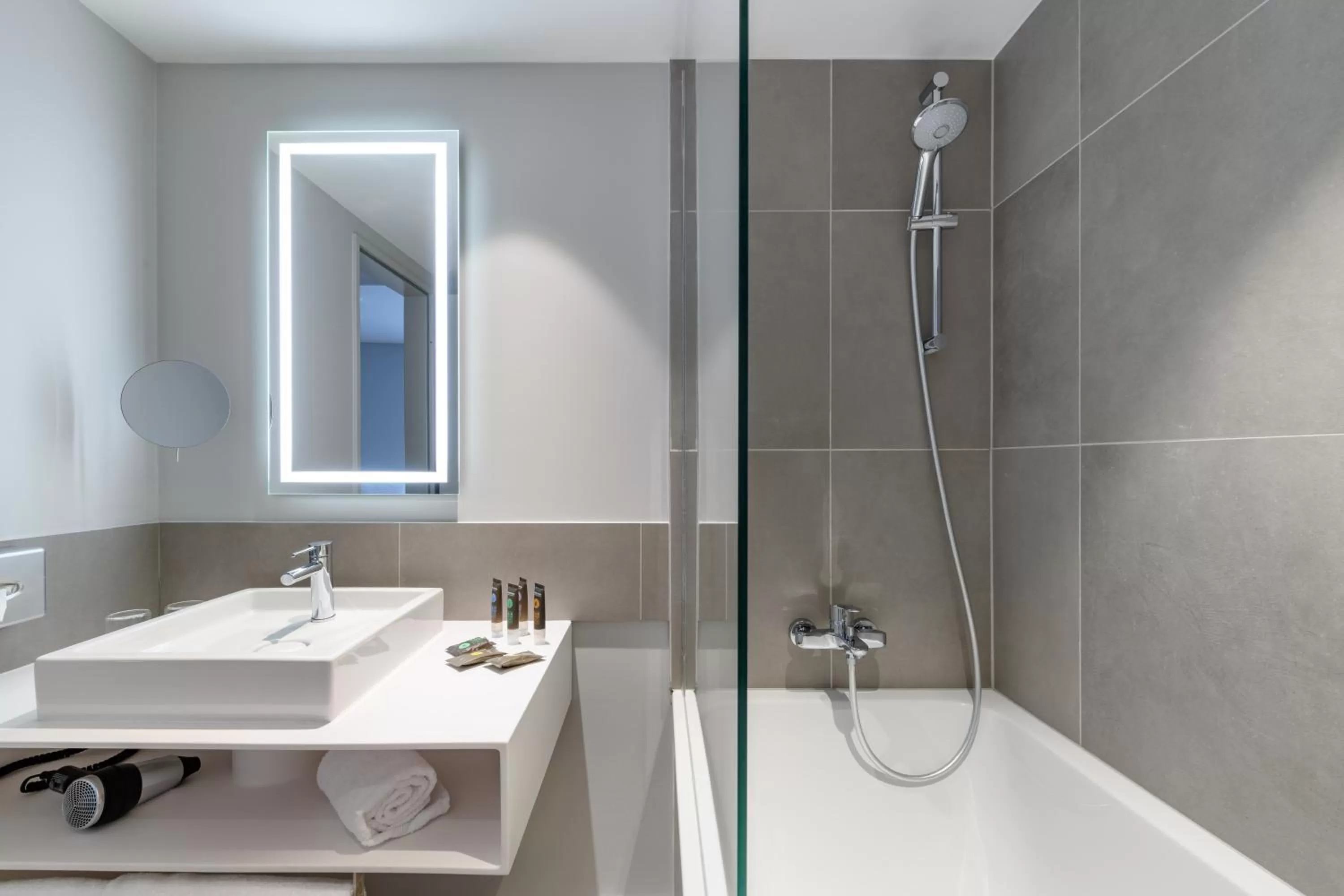 Bathroom in Novotel Regensburg Zentrum