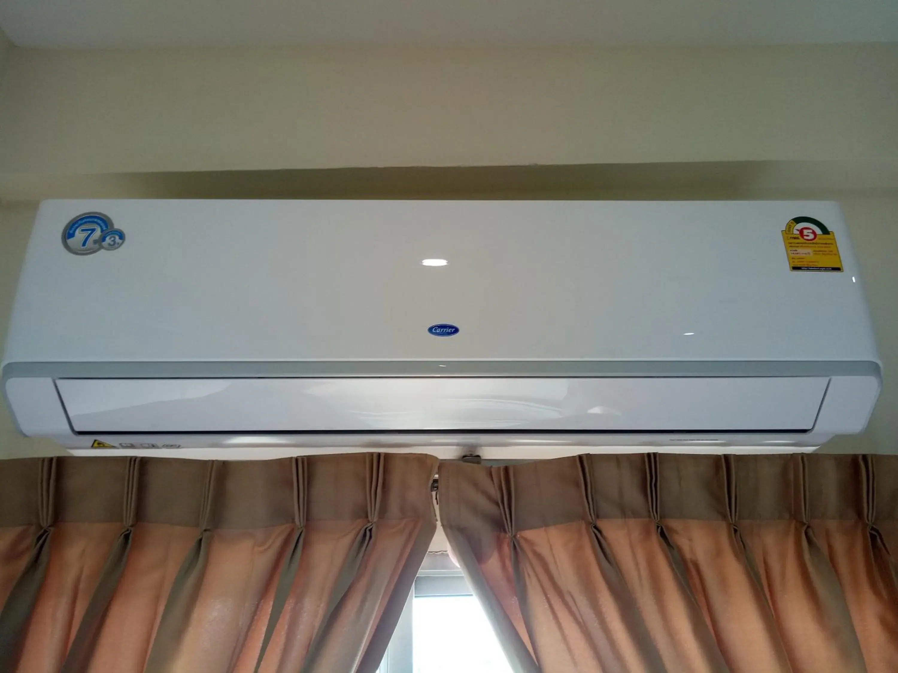 air conditioner in Komol Residence
