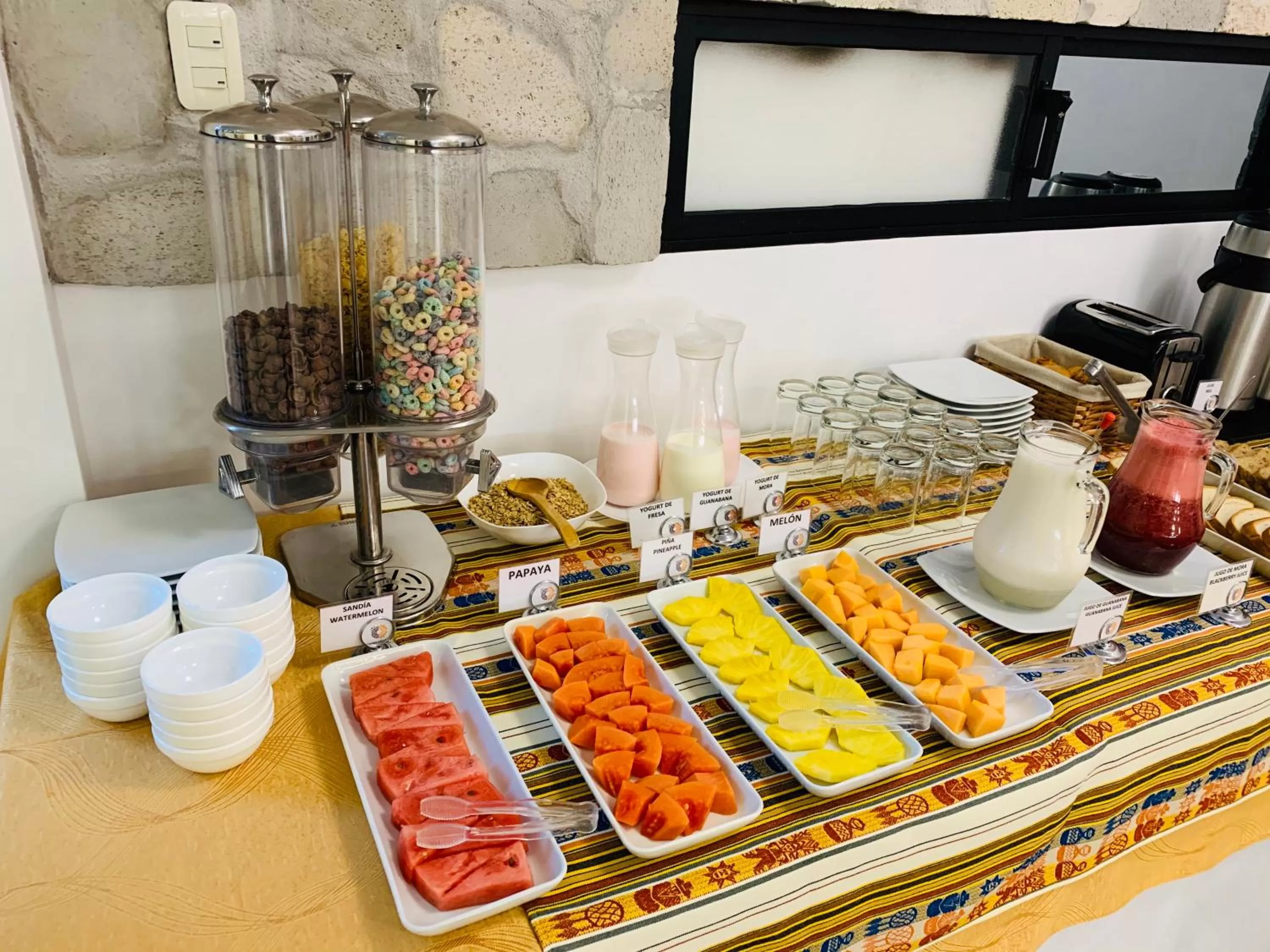 Breakfast in Hotel Endamo