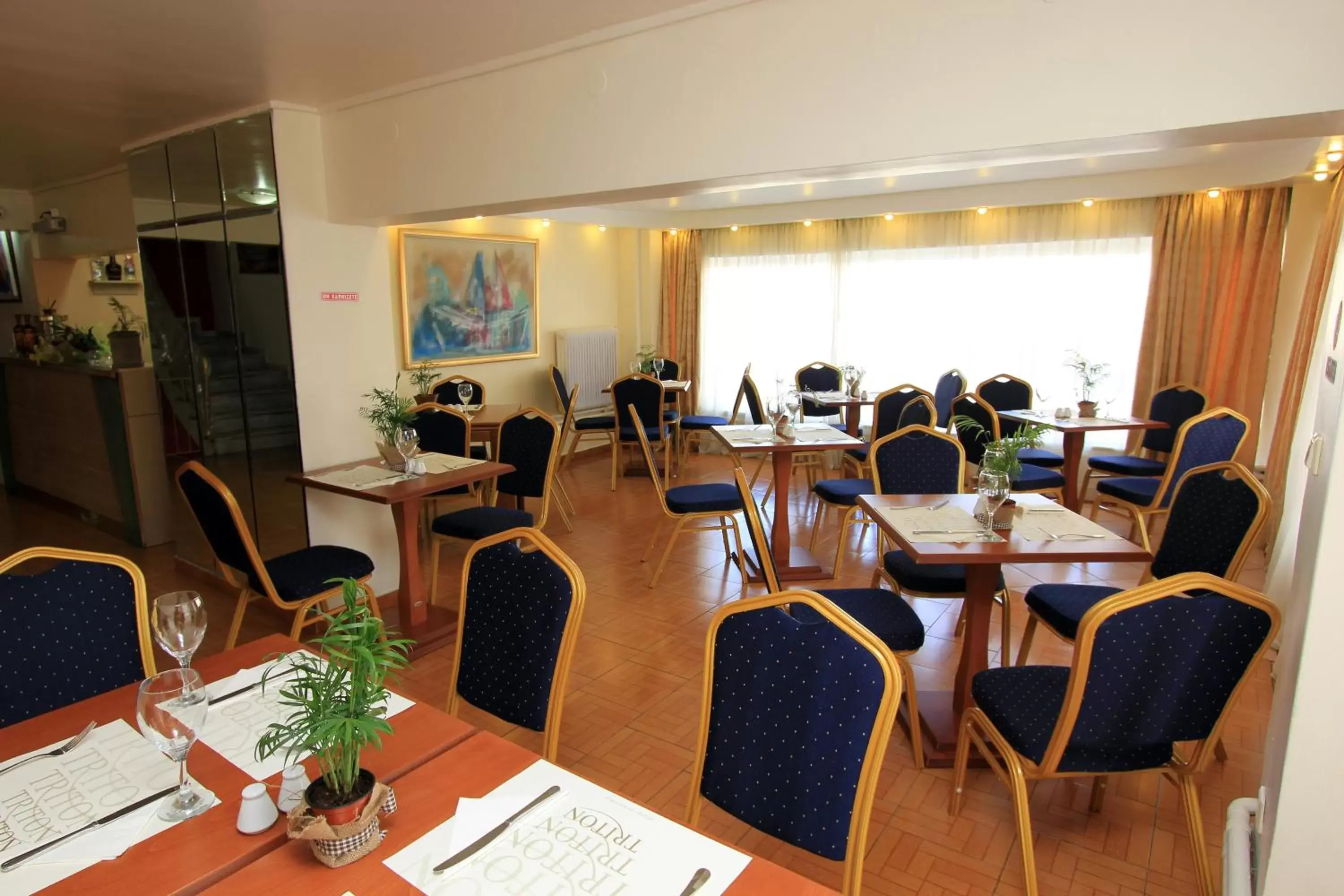 Restaurant/Places to Eat in Triton Hotel Piraeus