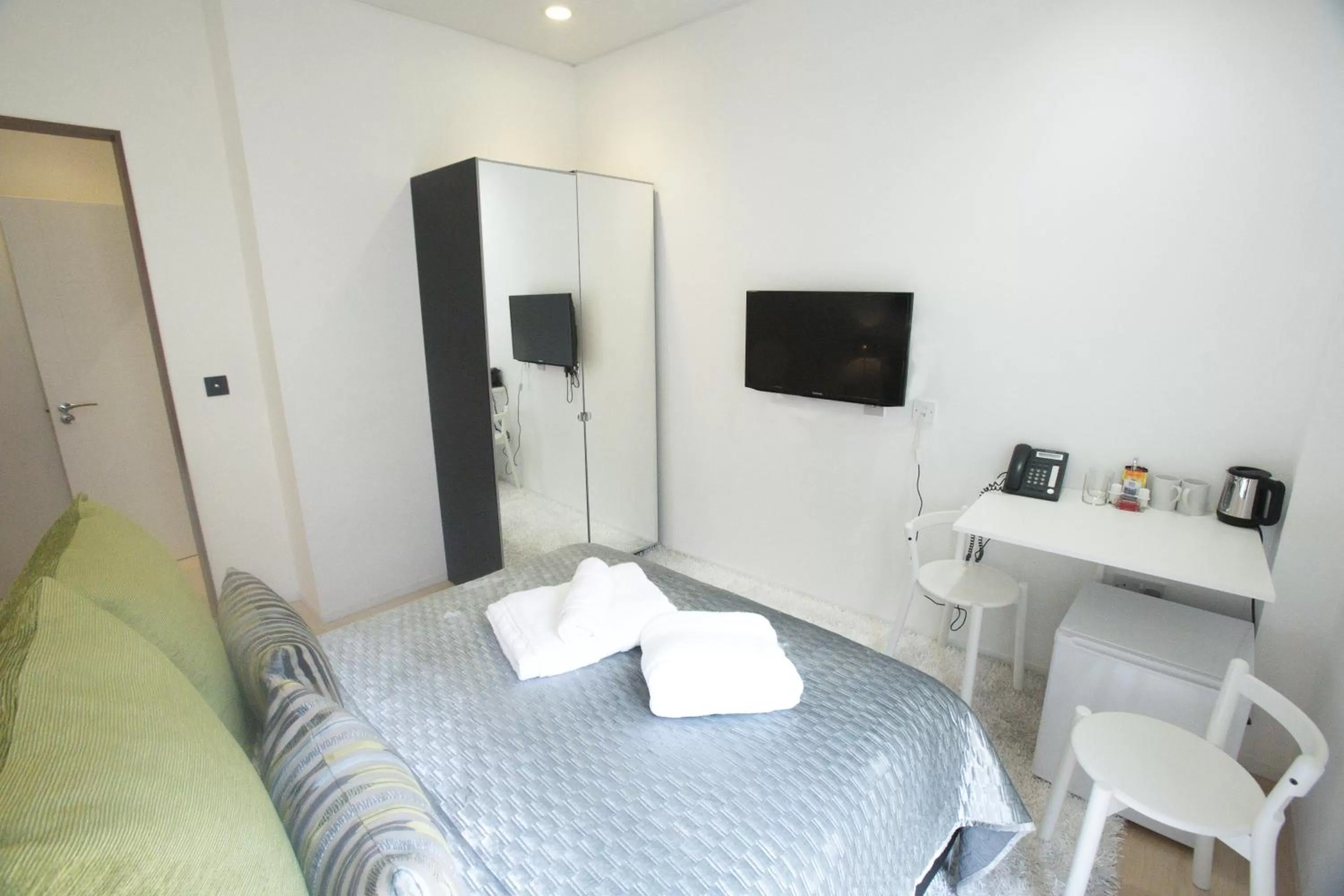 Bed in Room Home Stay