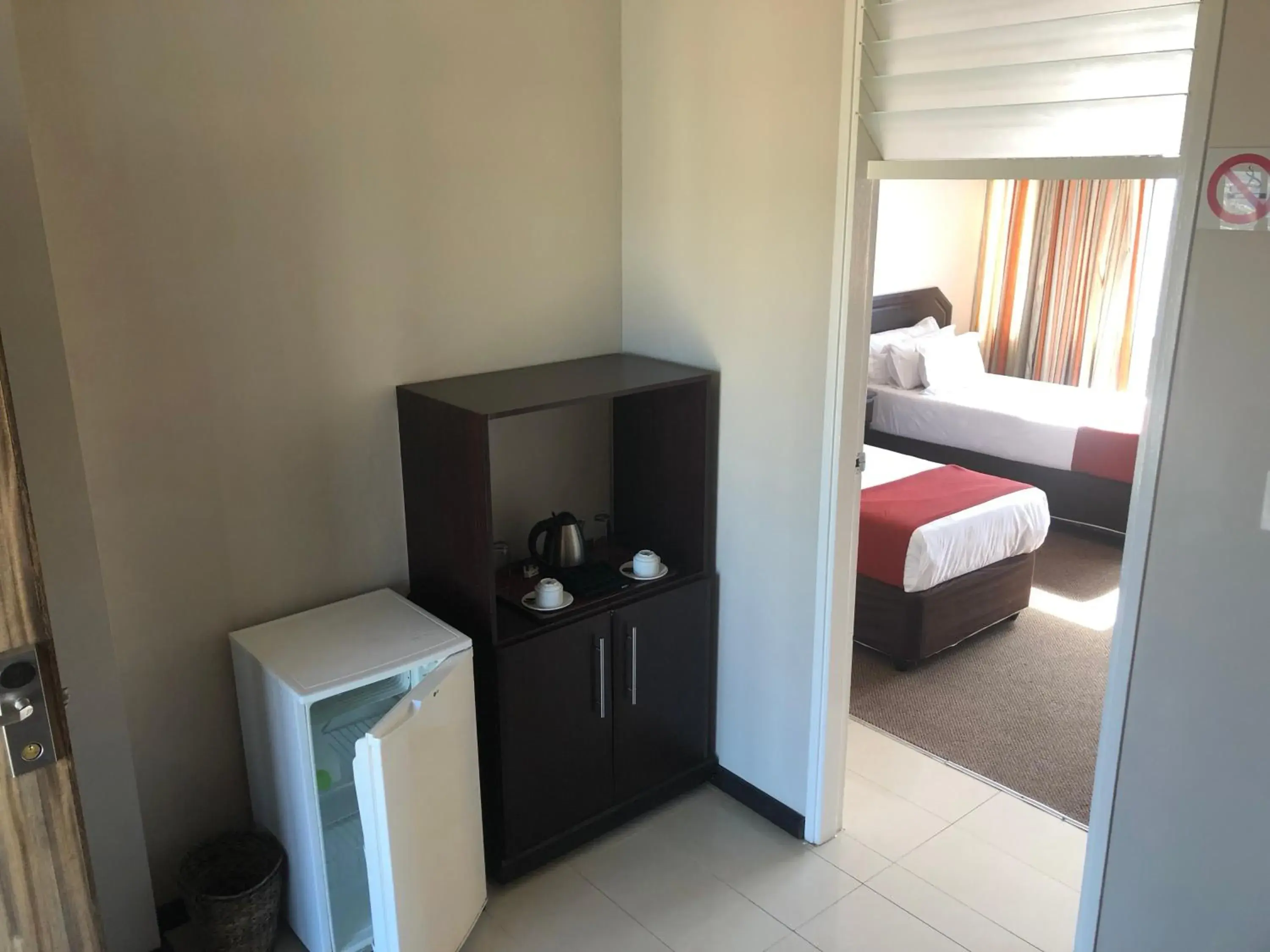 Coffee/tea facilities, Bed in Coastlands Durban Self Catering Holiday Apartments Coffee/tea facilities, Bed in Coastlands Durban Self Catering Holiday Apartments
