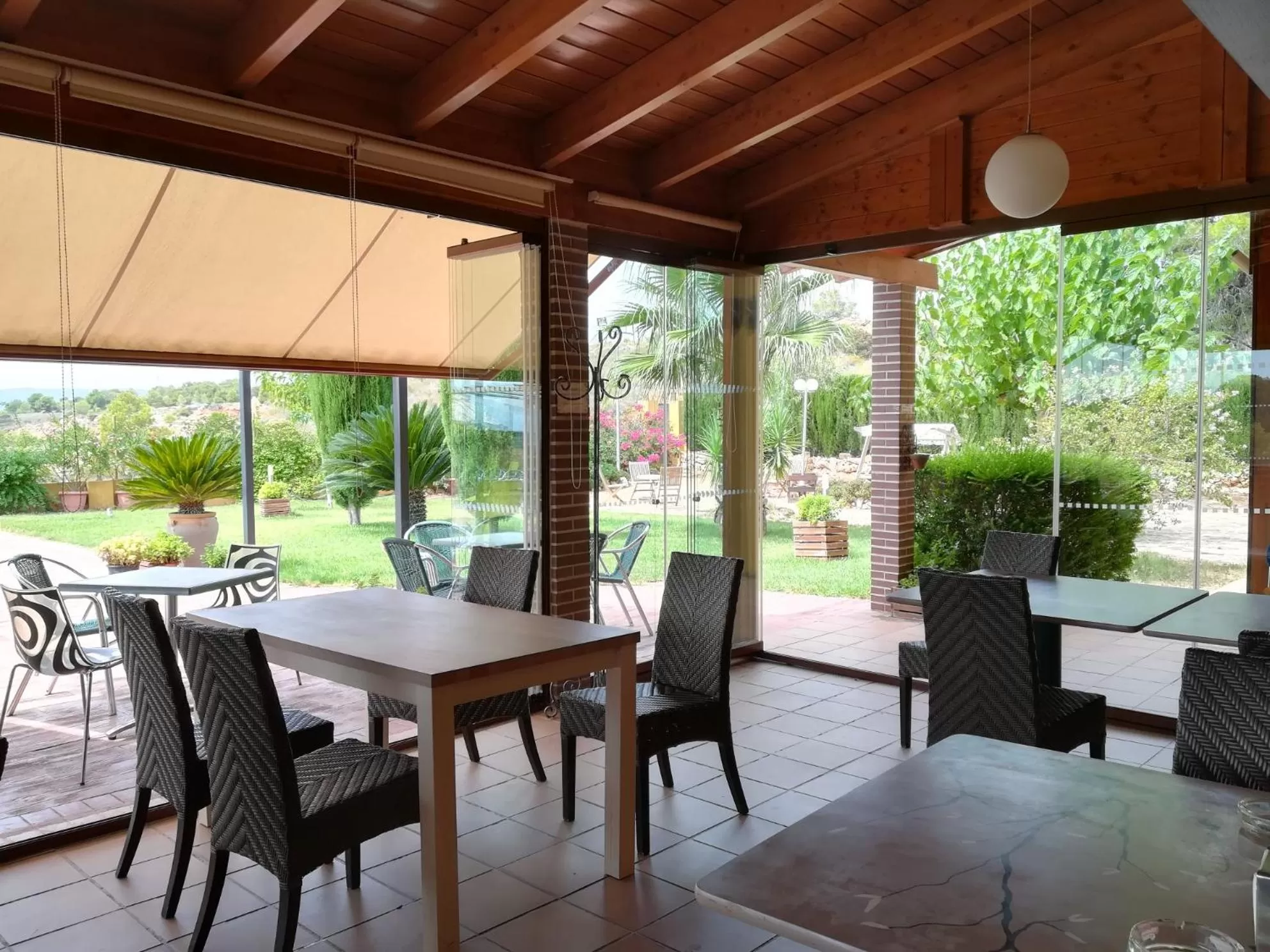 El Racó de la Pintora "Adults Only"