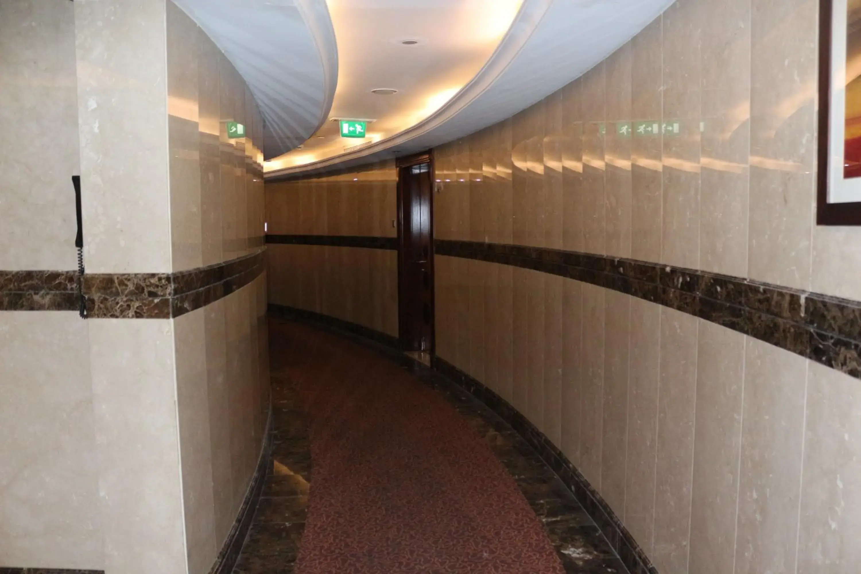 Area and facilities in Pearl Executive Hotel Apartments