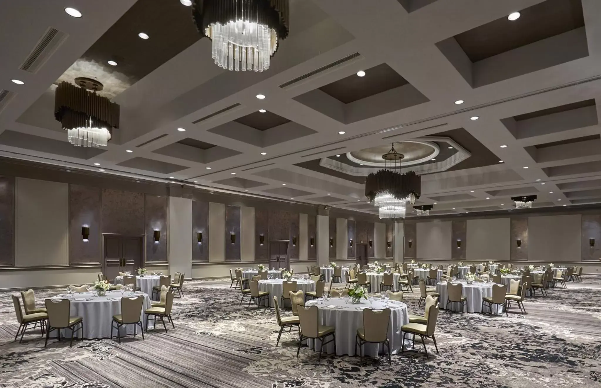 Banquet/Function facilities, Restaurant/Places to Eat in Loews Vanderbilt Hotel