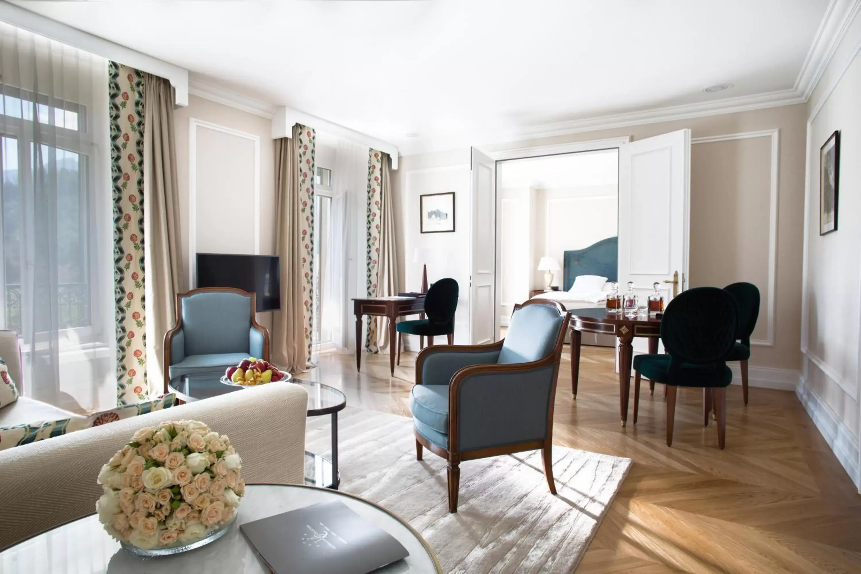 Living room, Seating Area in Victoria Jungfrau Grand Hotel & Spa