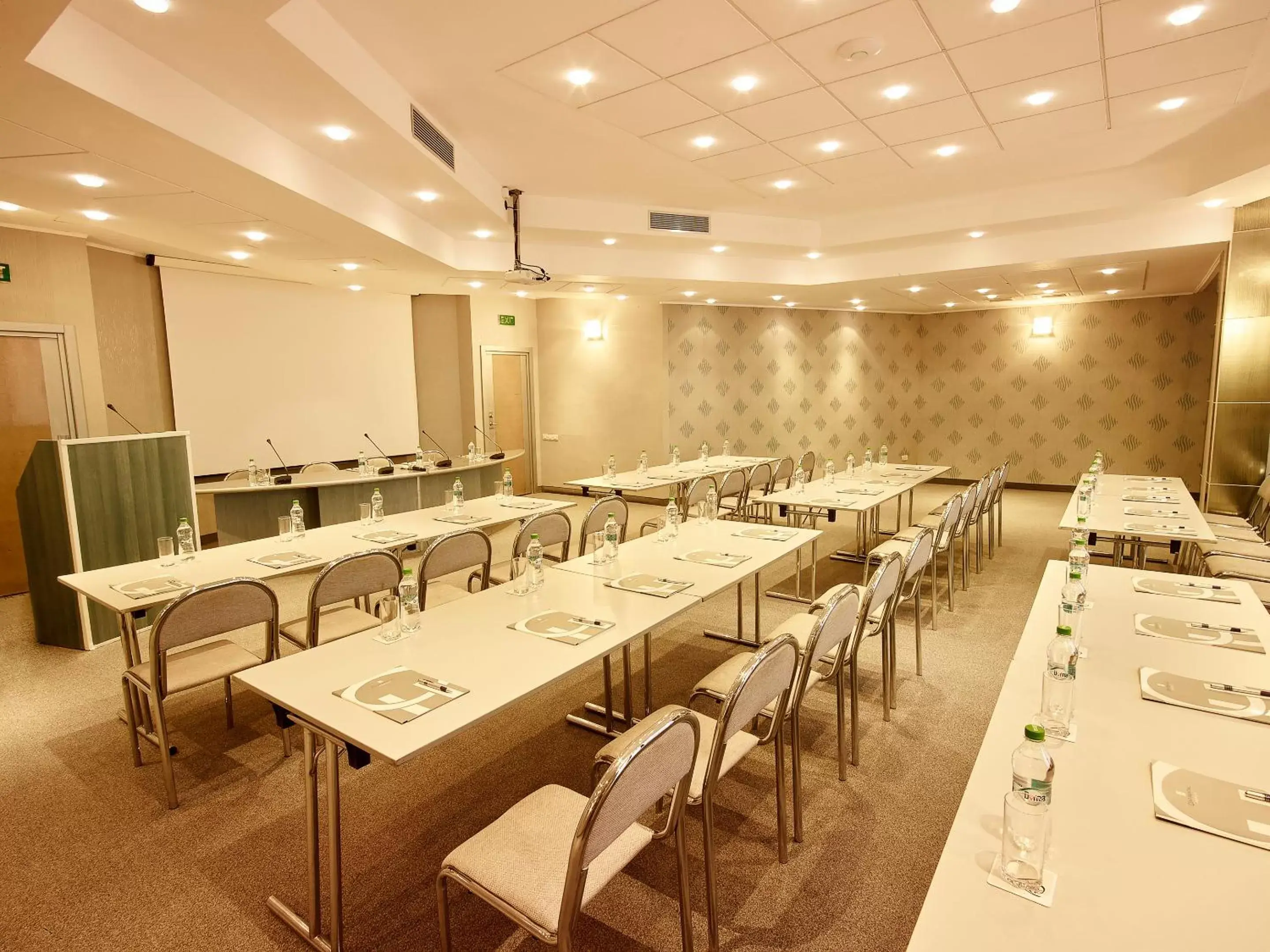 Meeting/conference room in Continental Forum Oradea