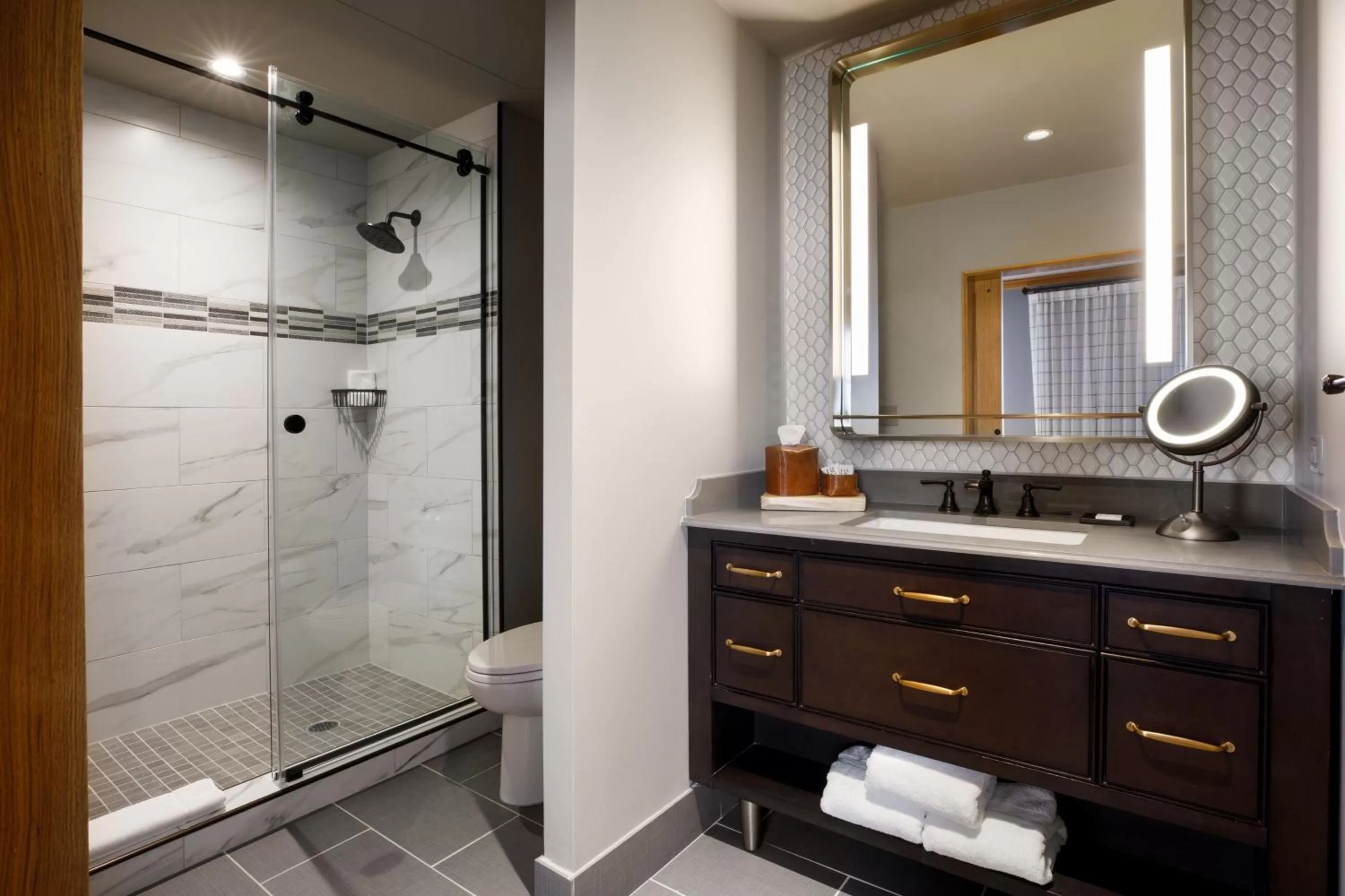 Bathroom in The Barfield, Autograph Collection