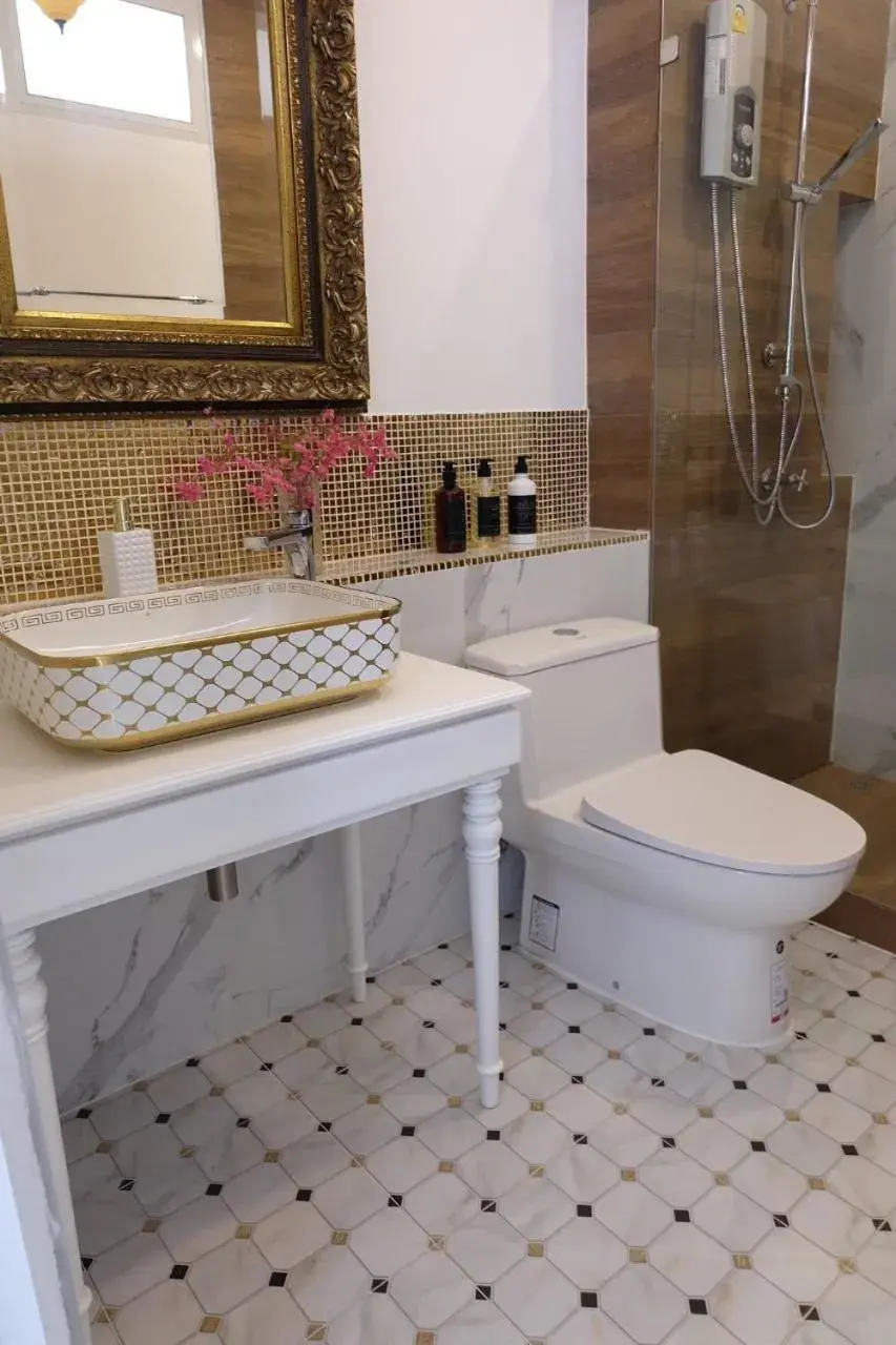 Bathroom in Baroque Boutique Resort