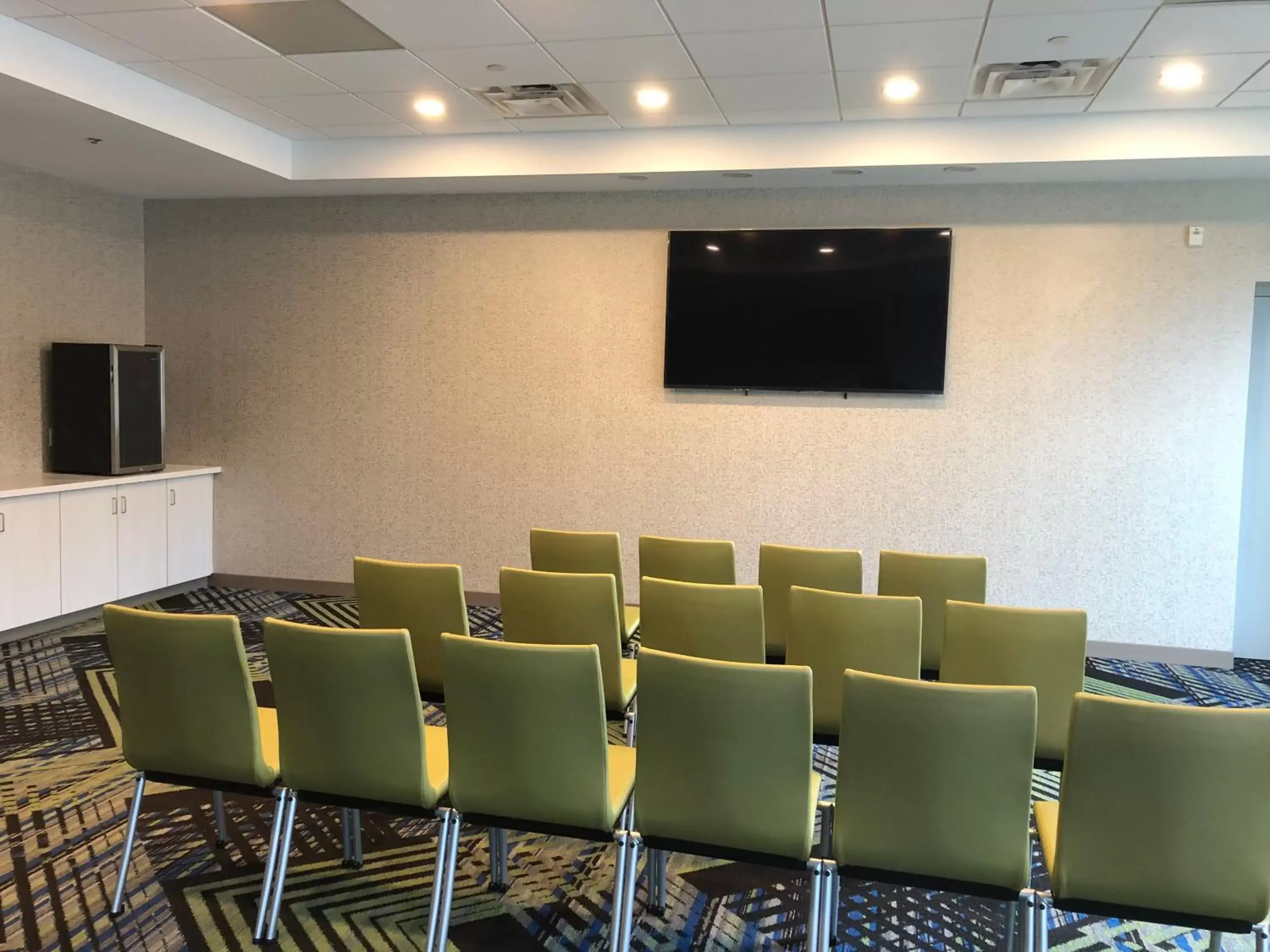 Meeting/conference room, TV/Entertainment Center in Holiday Inn Express & Suites Halifax Airport, an IHG Hotel