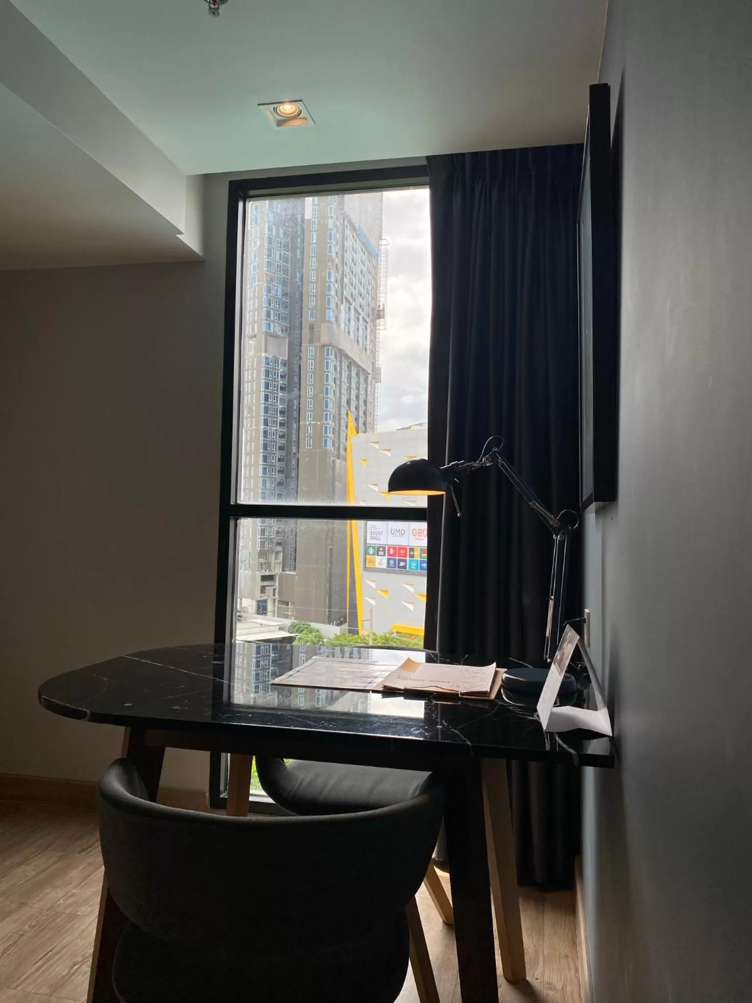 Seating area in The Quarter Ladprao by UHG