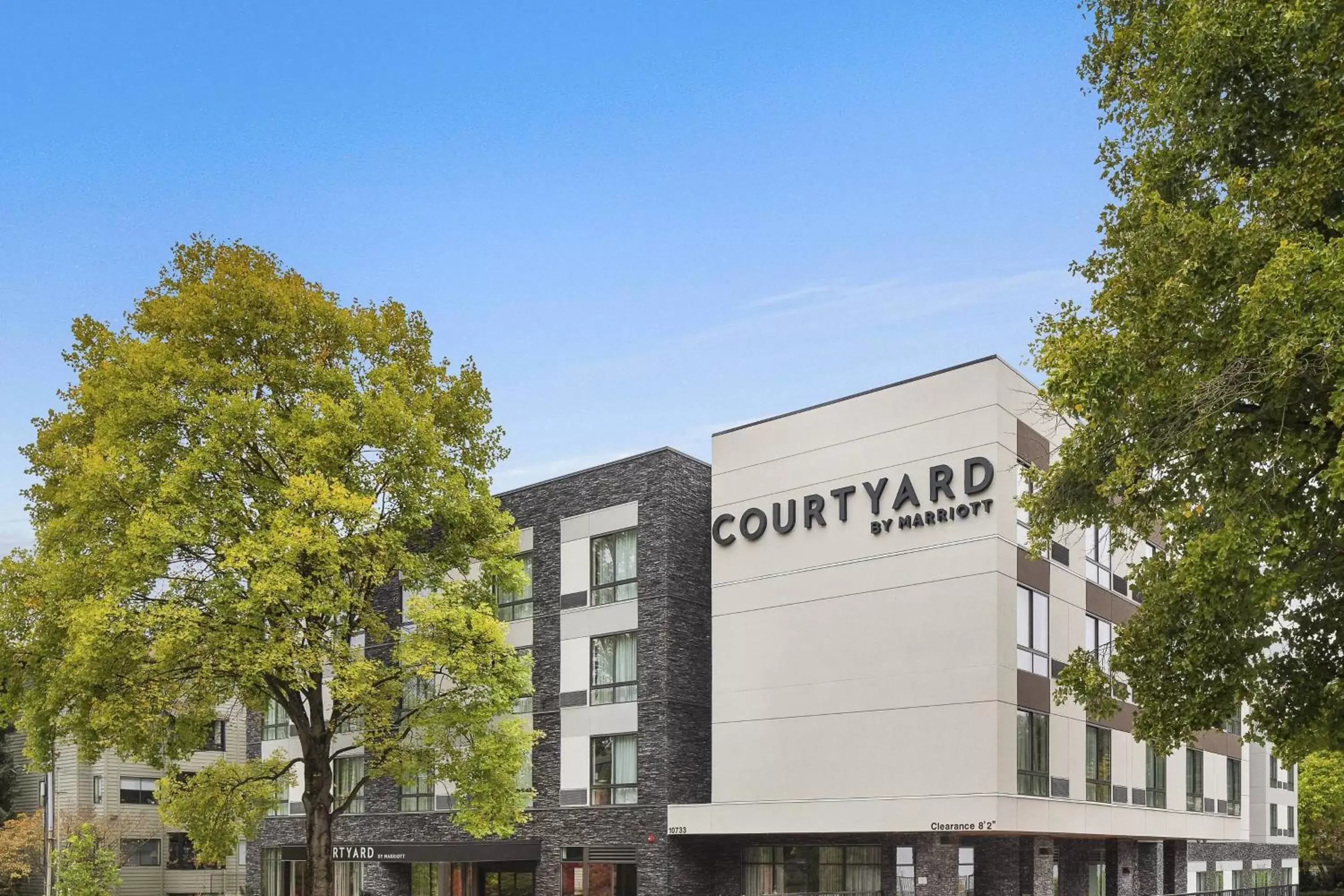 Property Building in Courtyard by Marriott Seattle Northgate