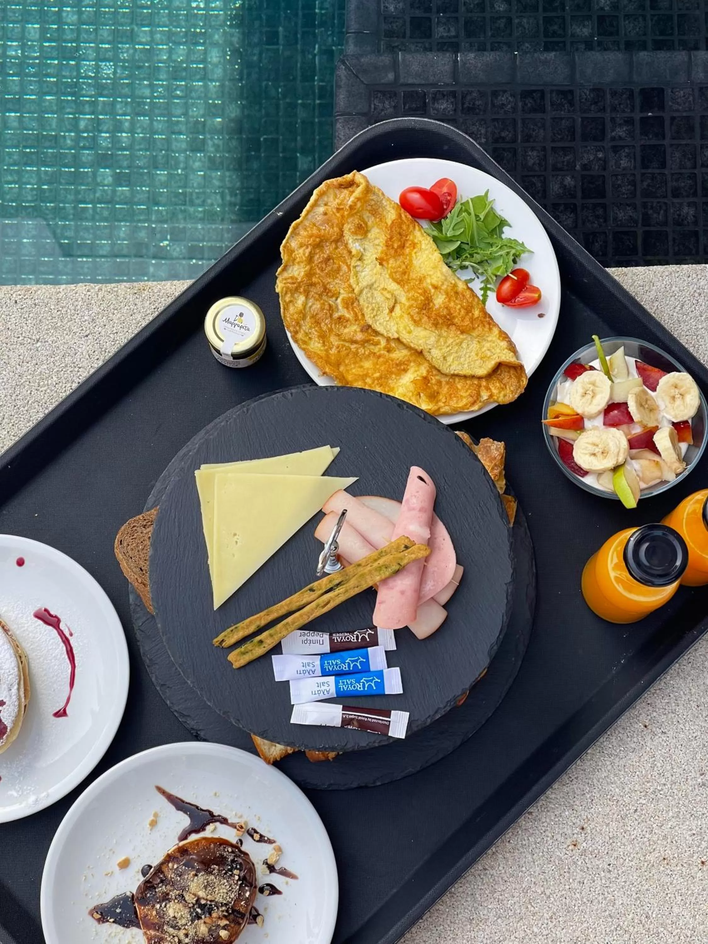 Swimming pool in Opal Executive Suites