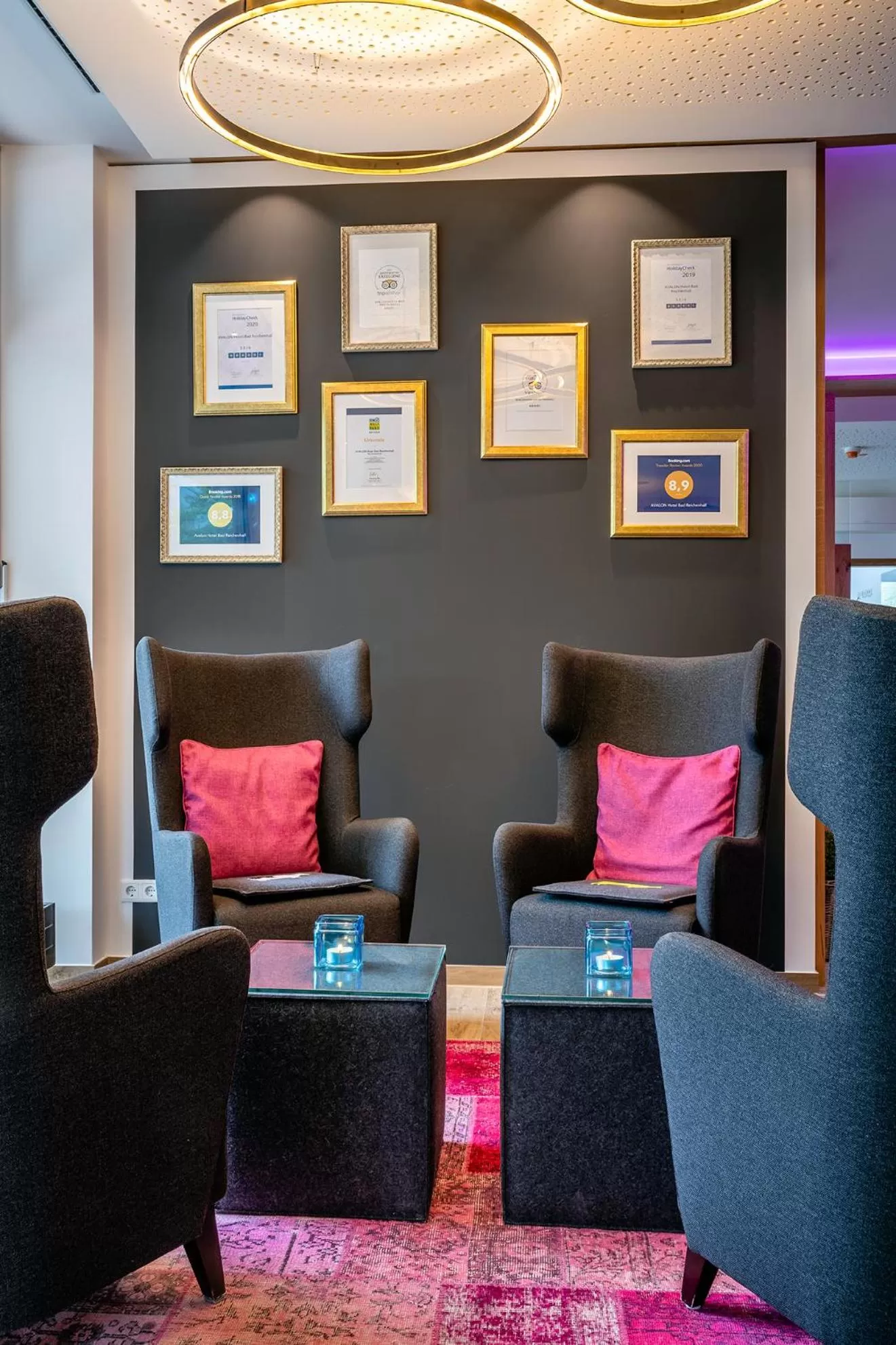 Lounge or bar in AVALON Hotel Bad Reichenhall