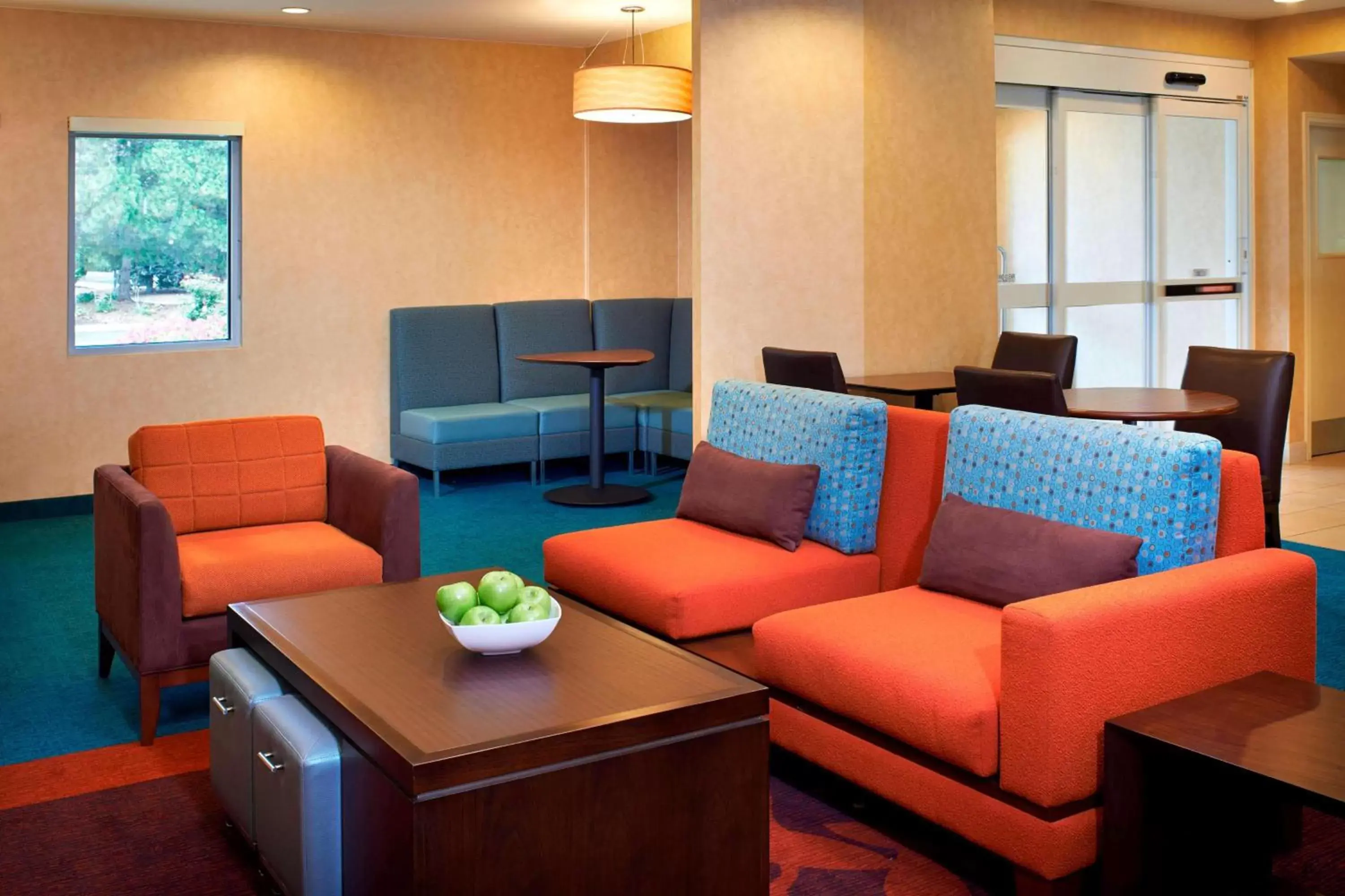 Lobby or reception, Seating Area in Sonesta ES Suites Detroit Warren