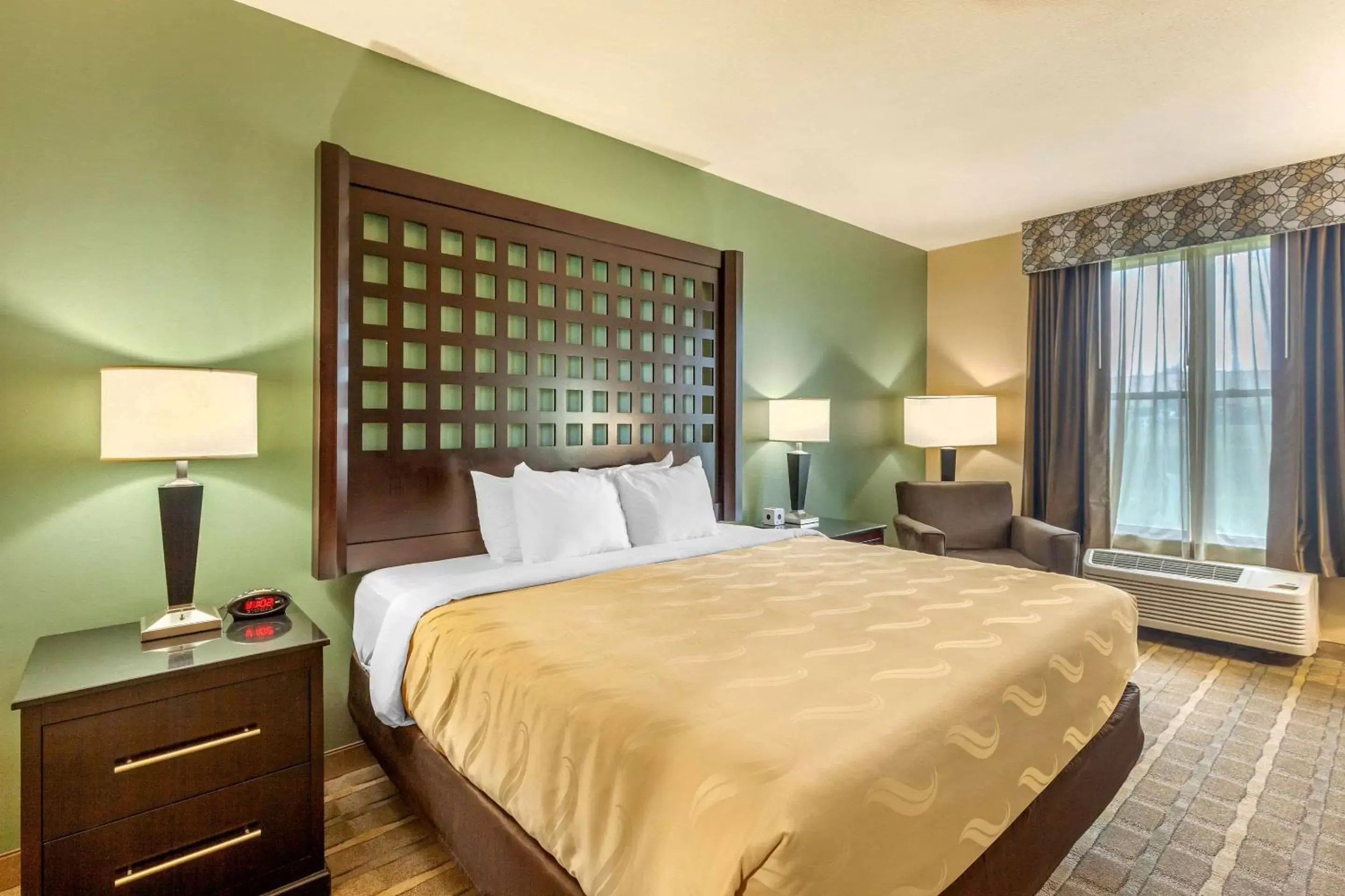 Photo of the whole room, Bed in Quality Inn & Suites Durant Photo of the whole room, Bed in Quality Inn & Suites Durant