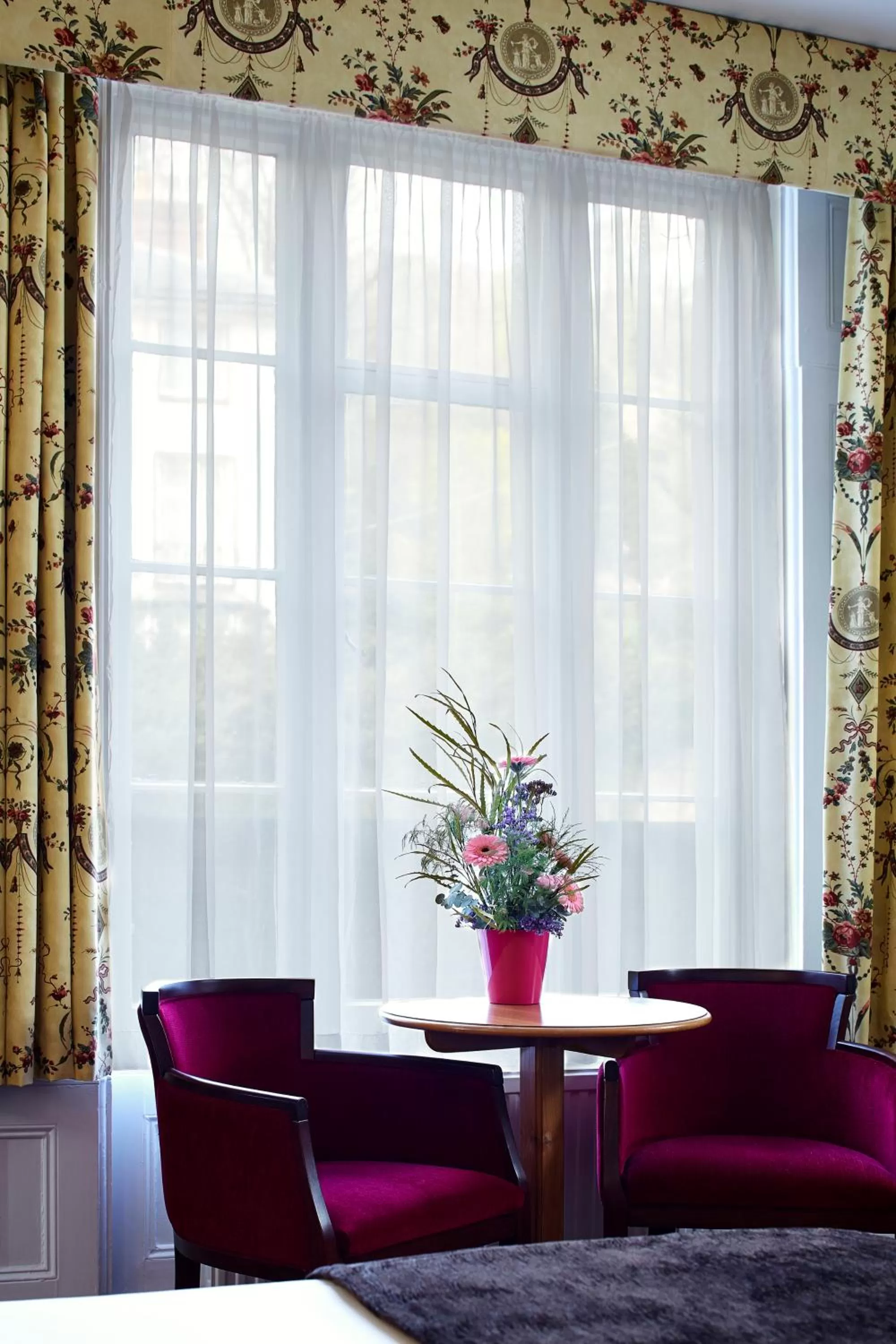 Photo of the whole room in The Abbey