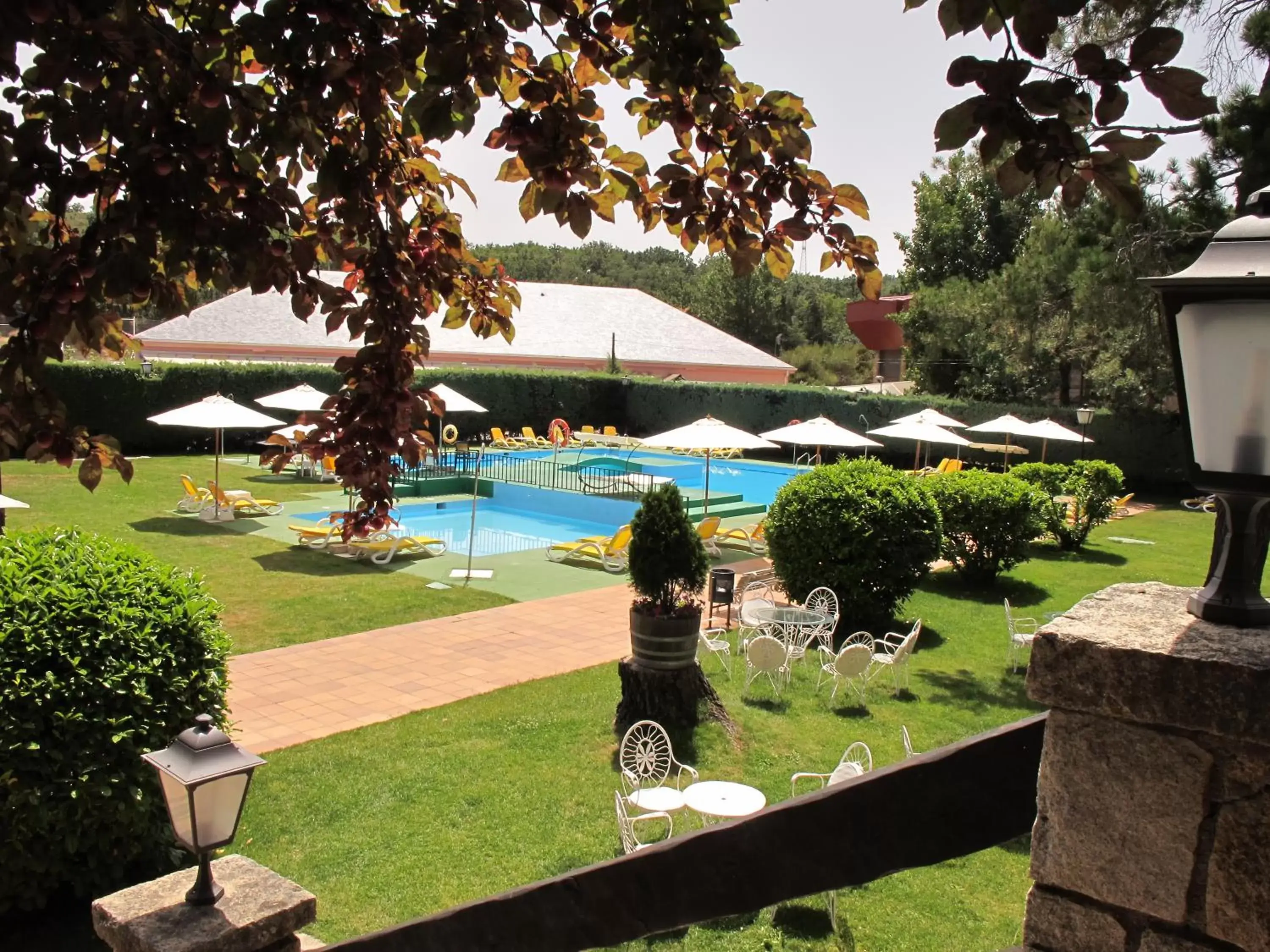 Garden, Swimming Pool in Hotel Rural Spa & Wellness Hacienda Los Robles