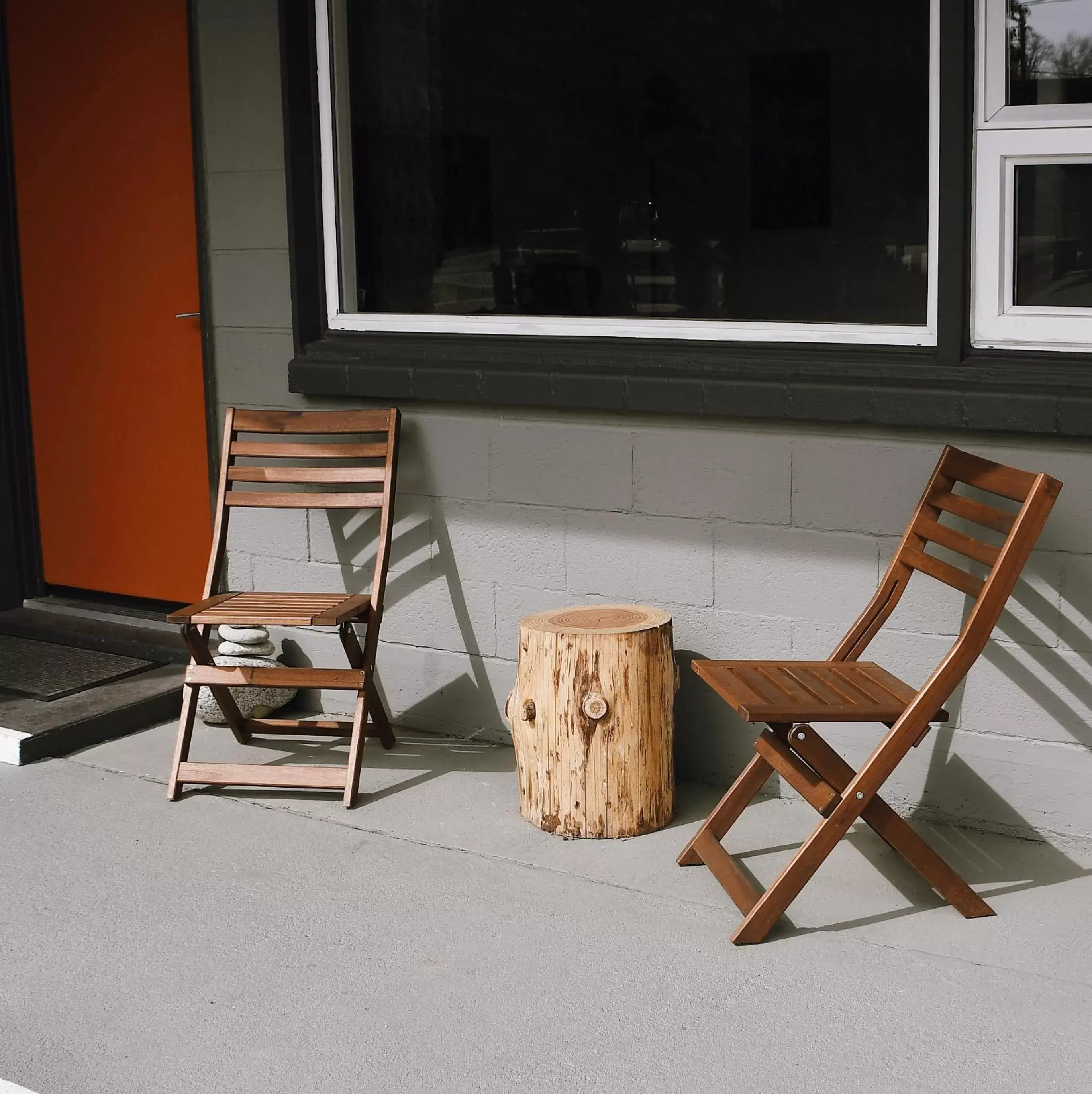 Patio in Heliotrope Hotel