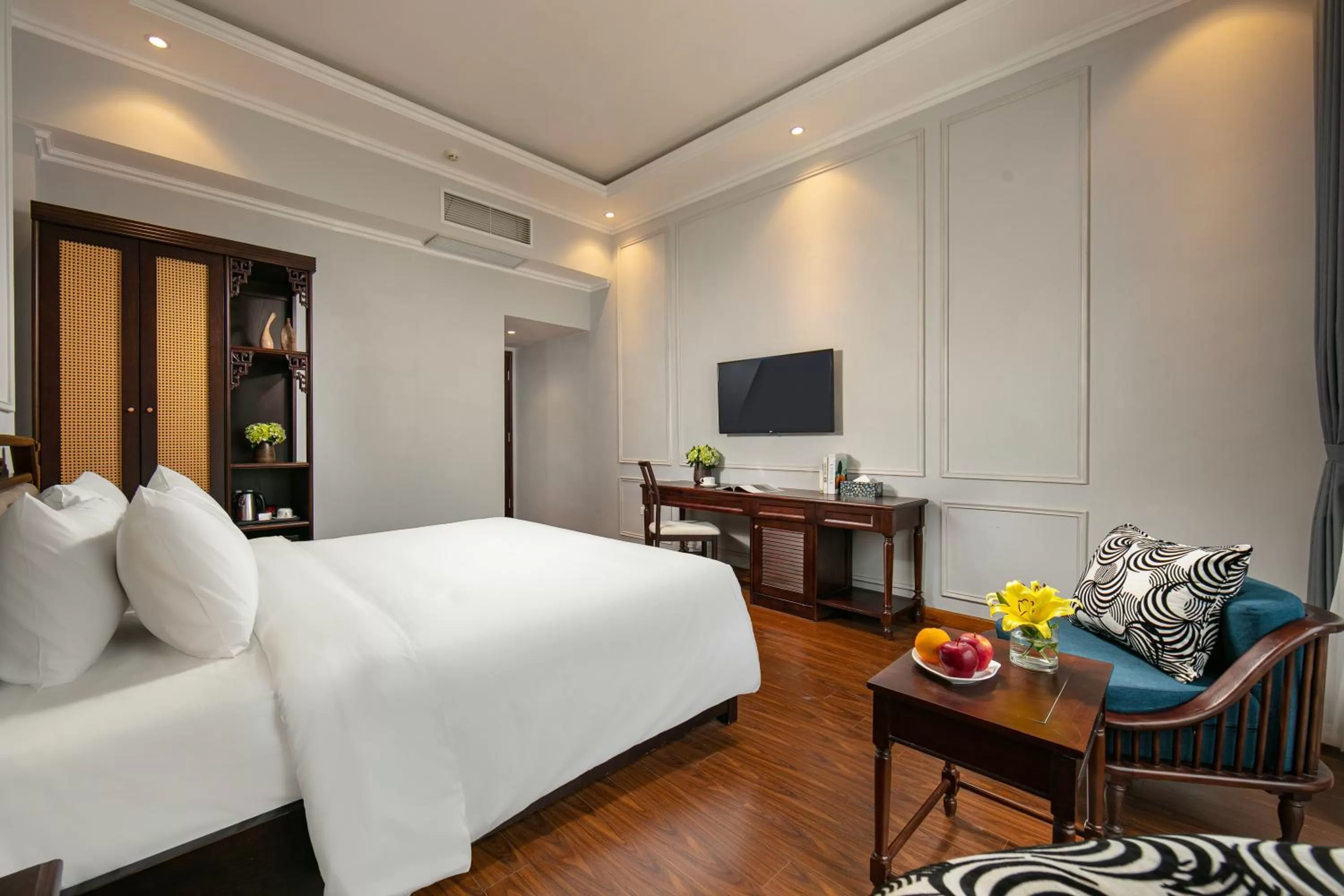 Bed in Salute Premium Hotel & Spa
